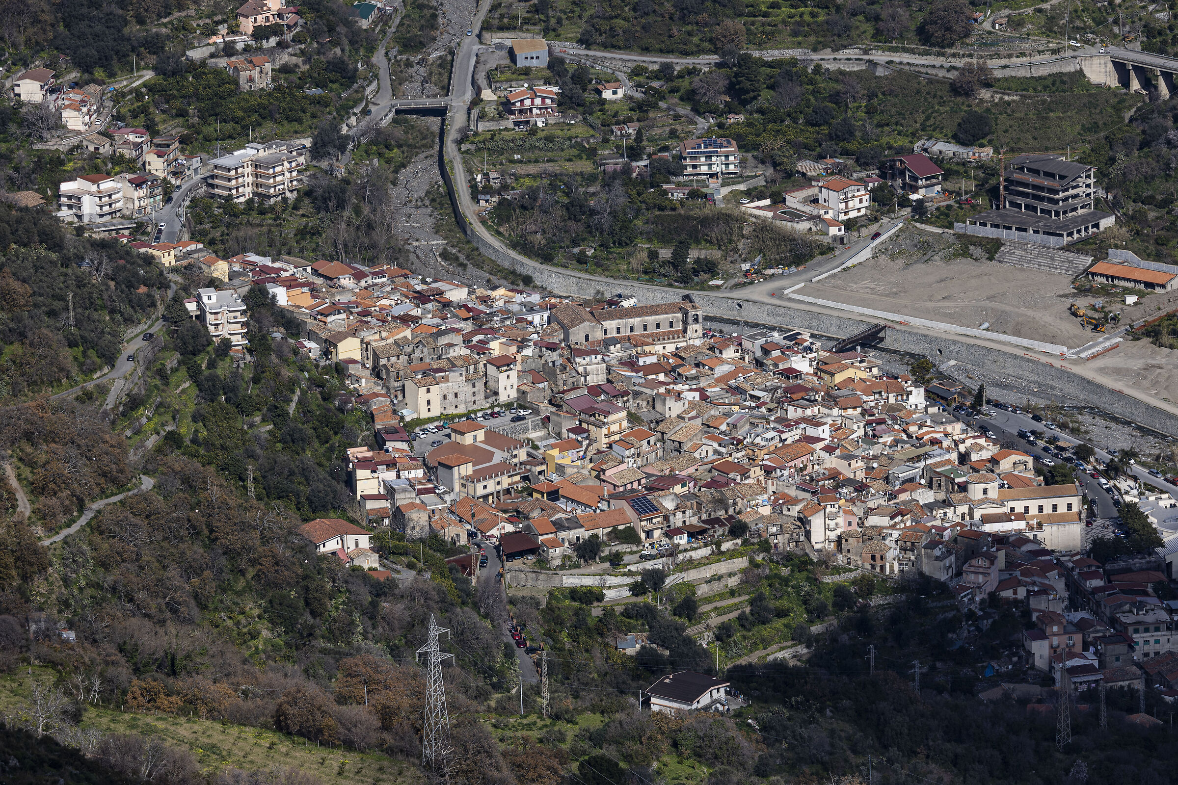 Fiumedinisi - historical center