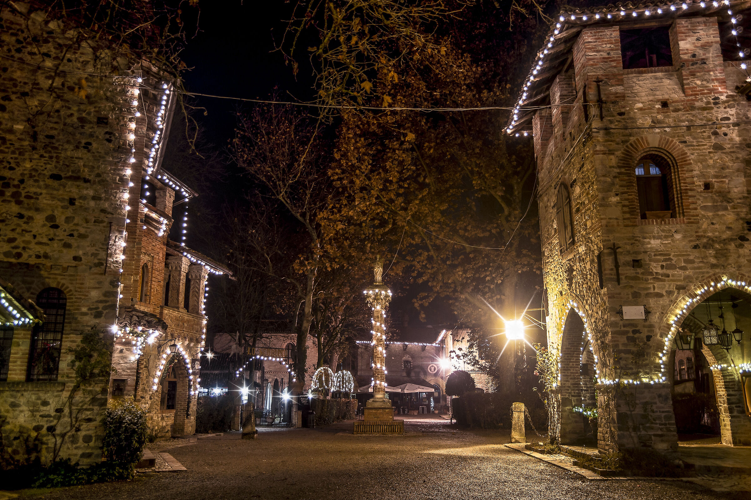 Grazzano Visconti di notte