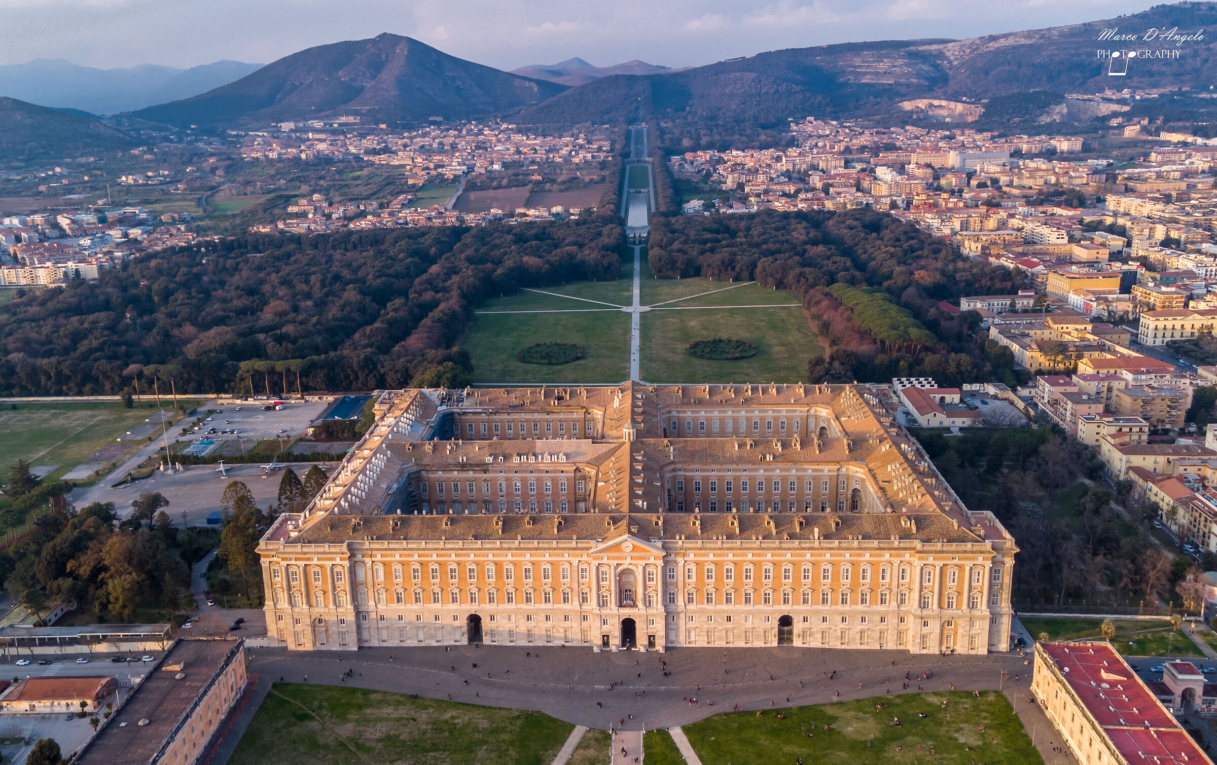 Reggia di Caserta dall'alto