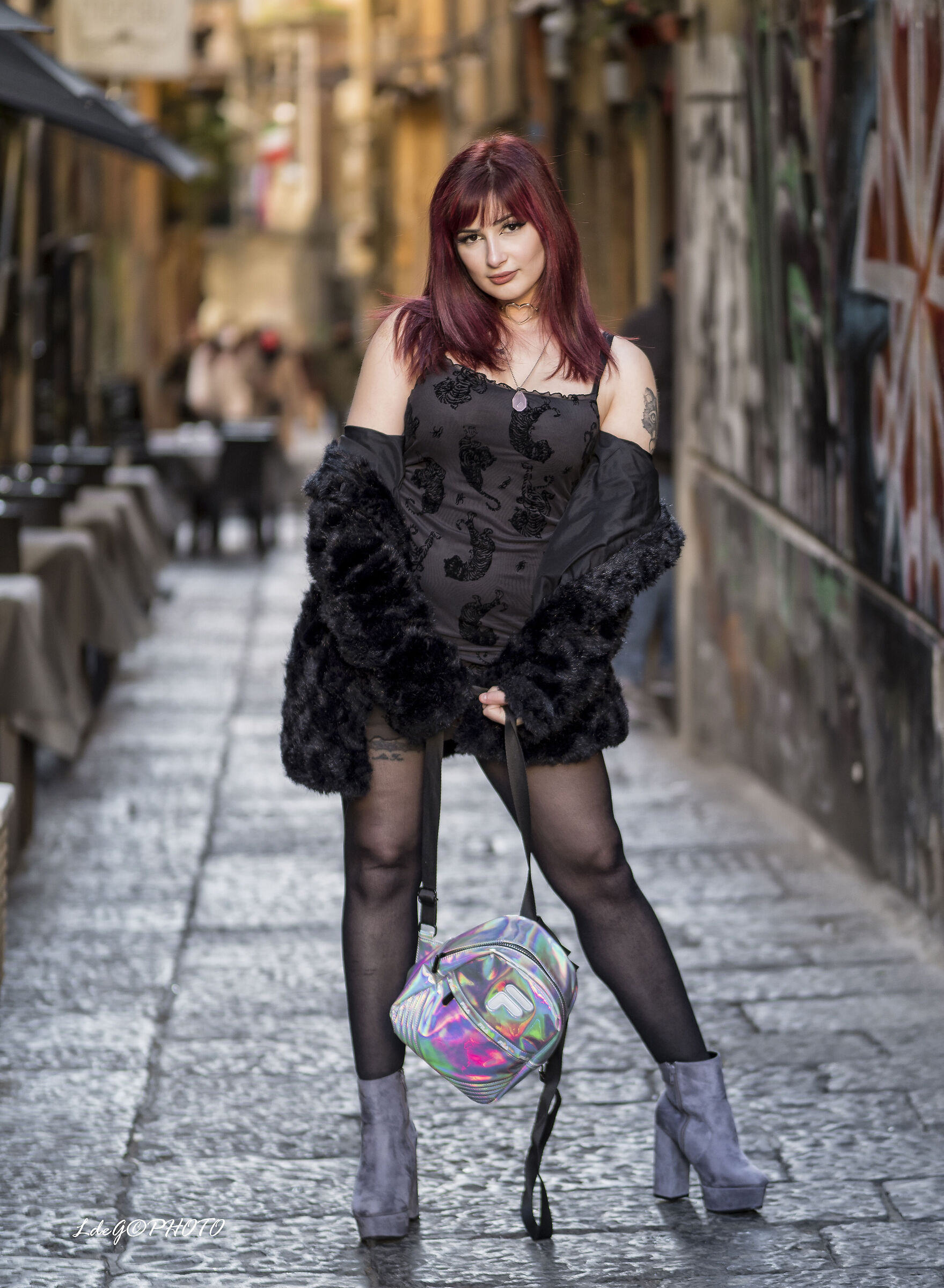 the girl with the flou handbag