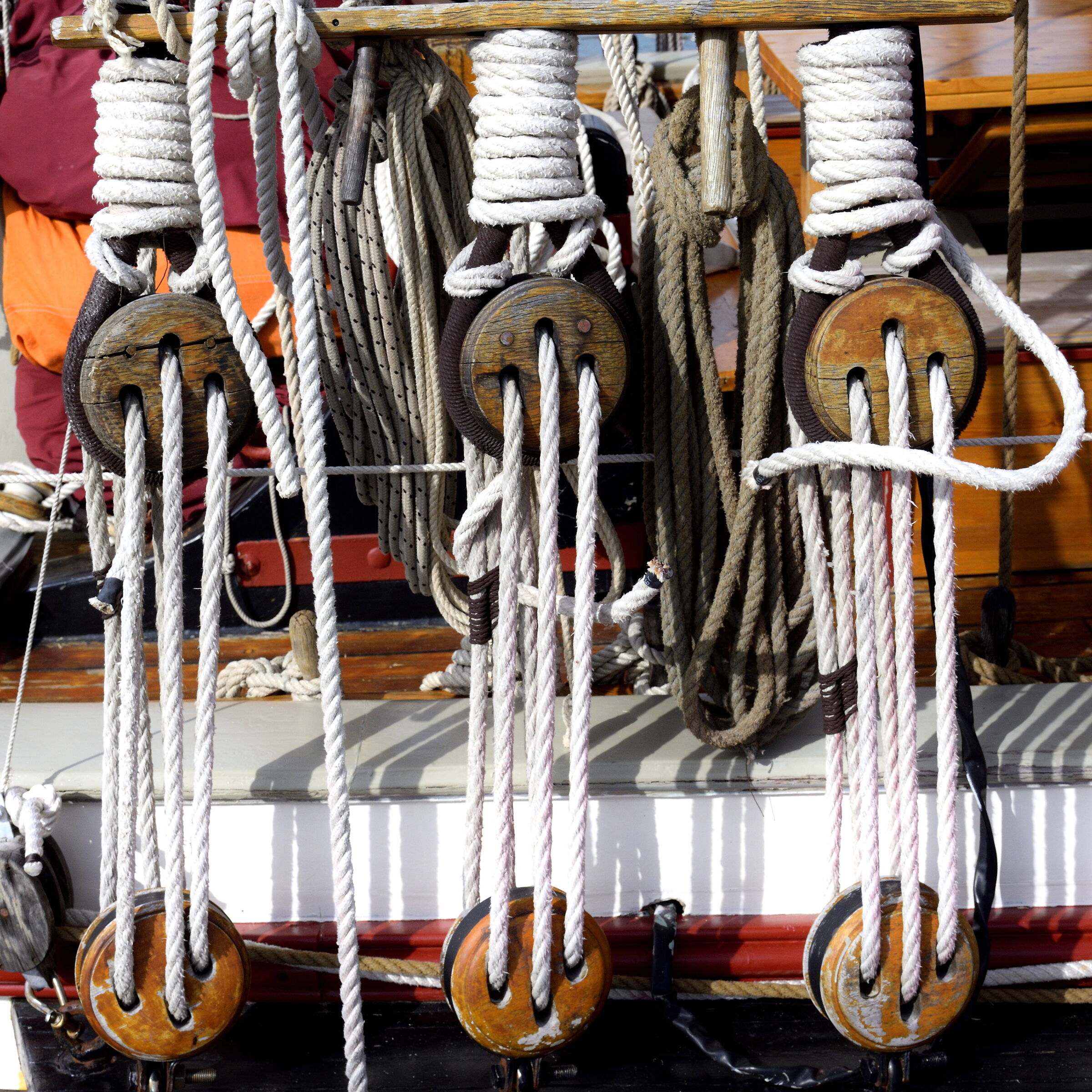 Bigotte and rigging