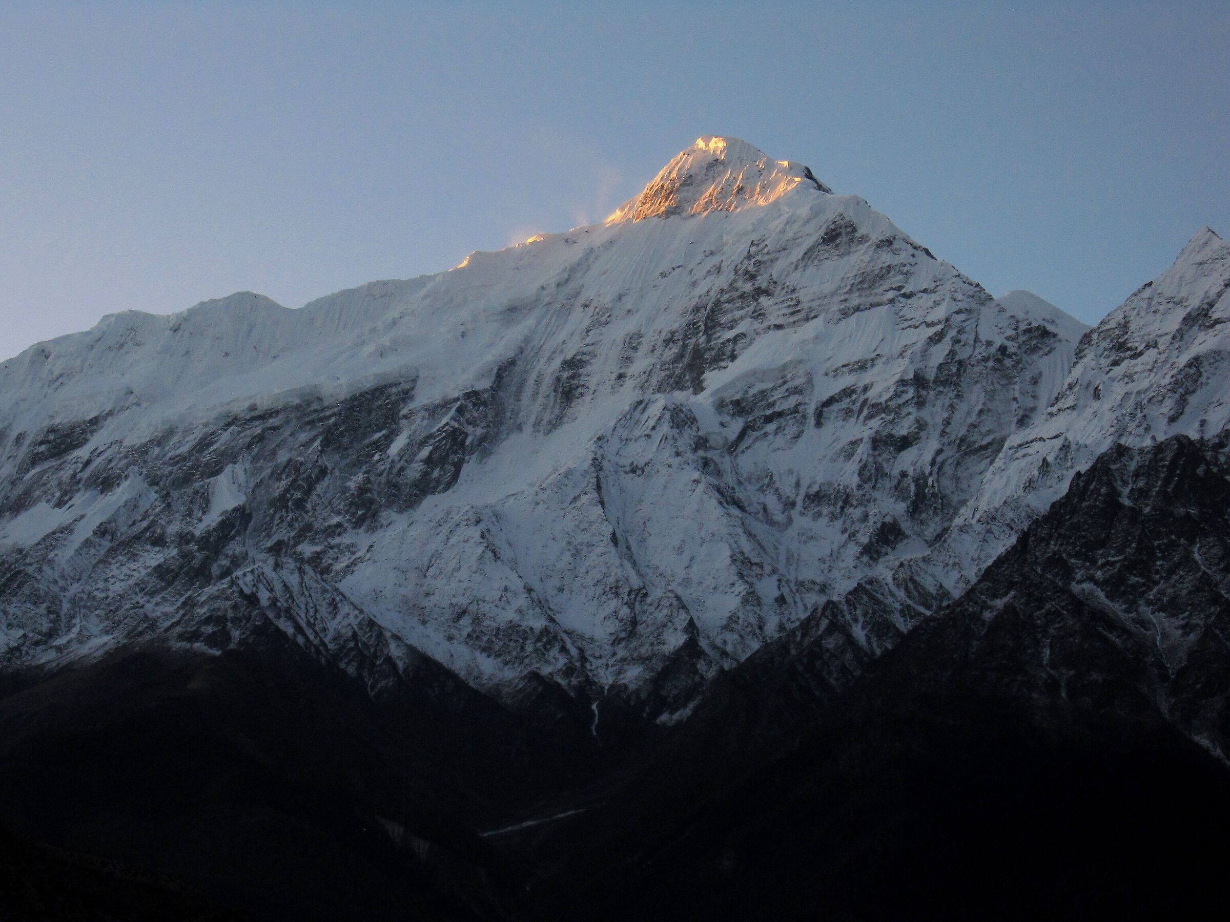 prime luci sul Nilgiri