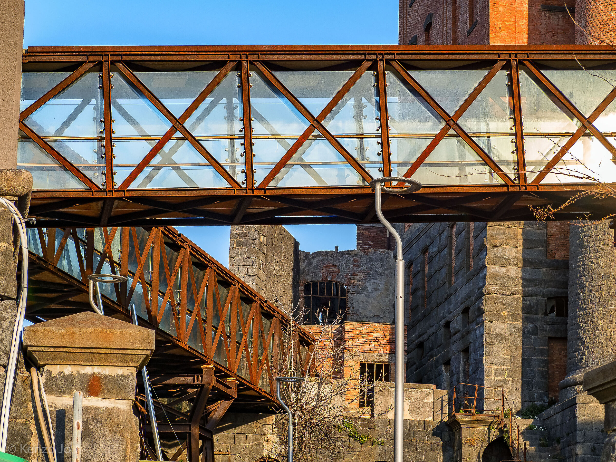 Mills Feola-Jeandeau