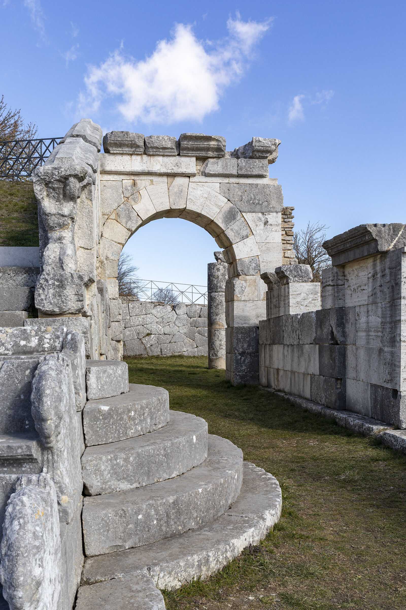Teatro sannitico Pietrabbondante (is) Molise