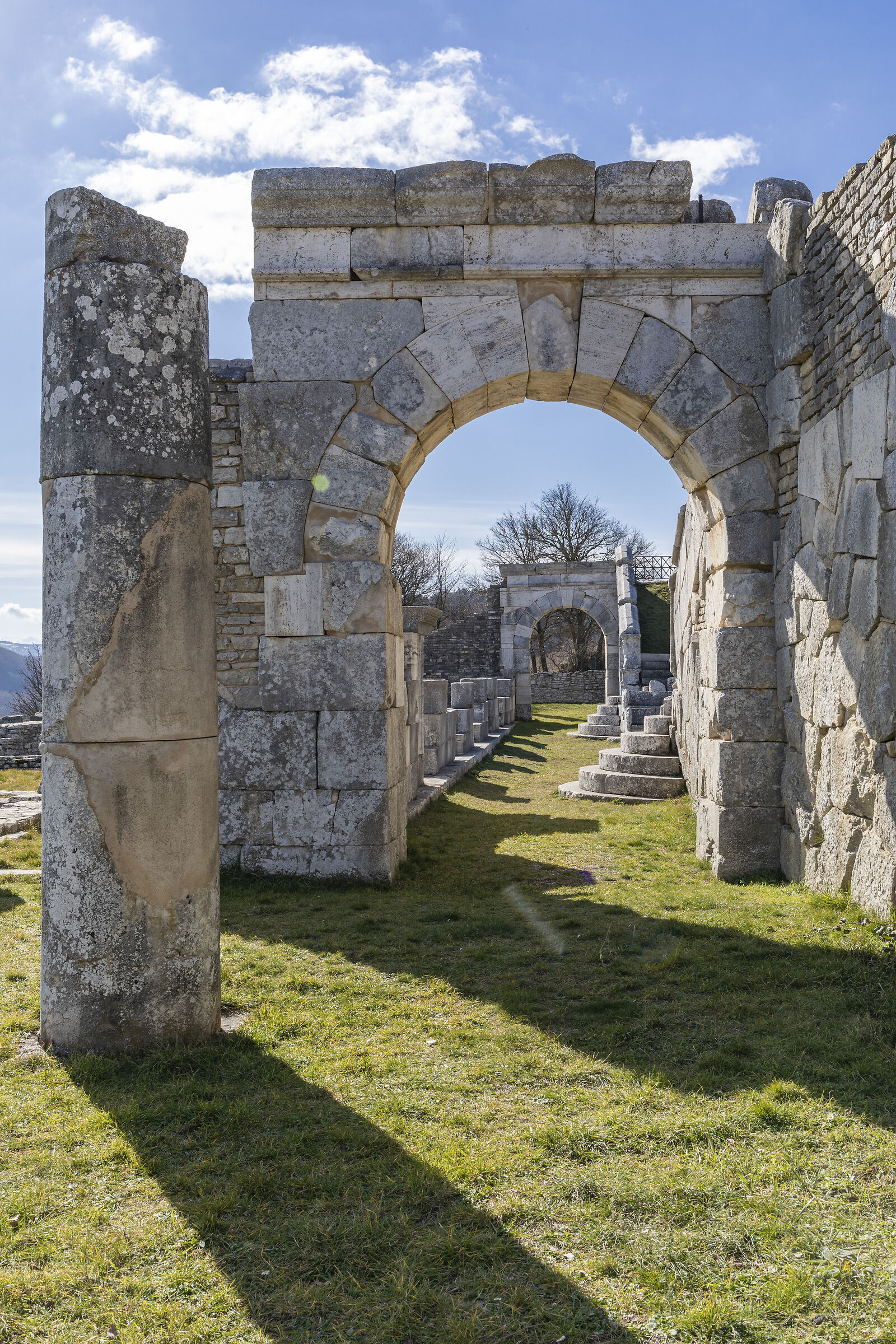 Teatro sannitico Pietrabbondante (is) Molise