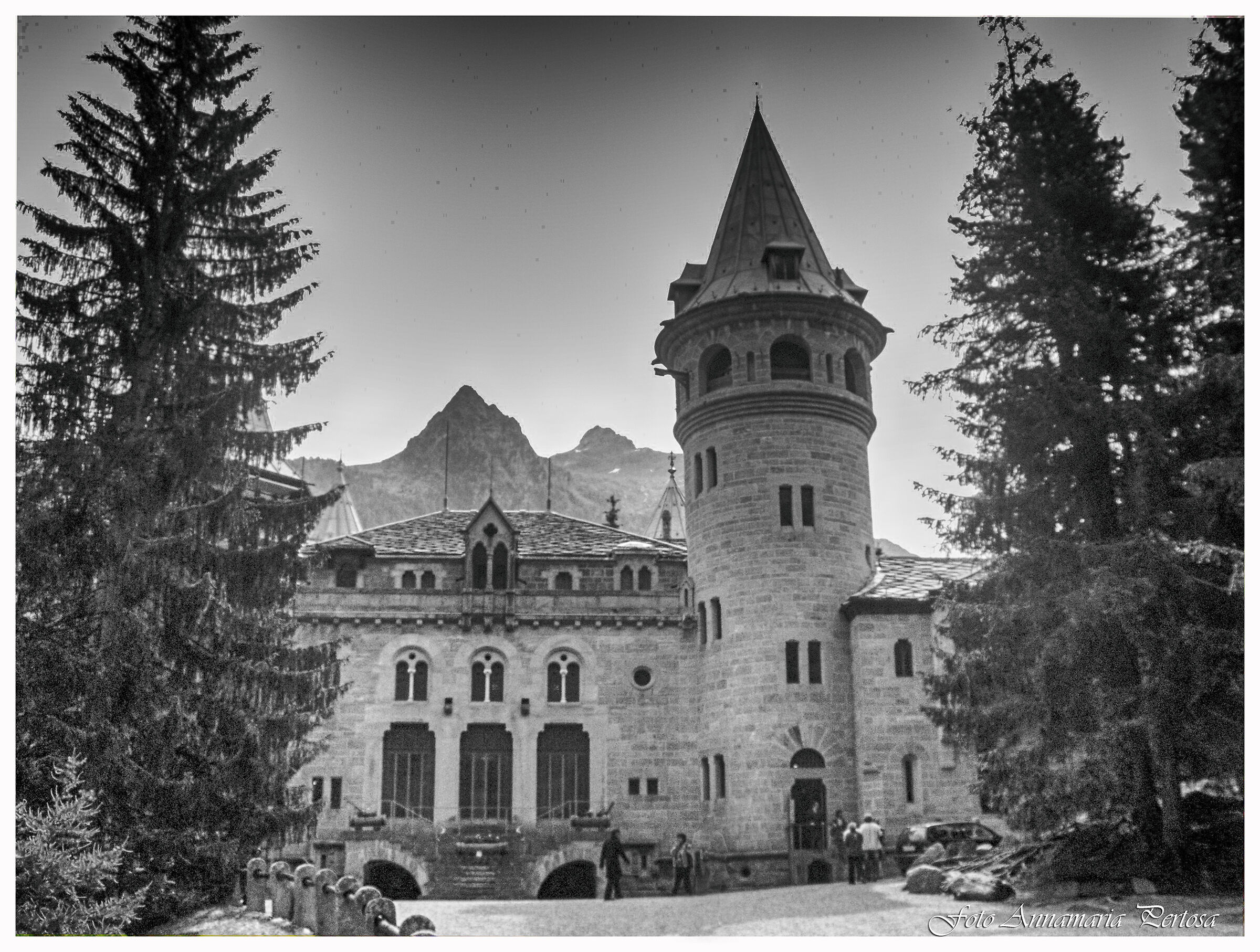 Castel Savoia Gressoney