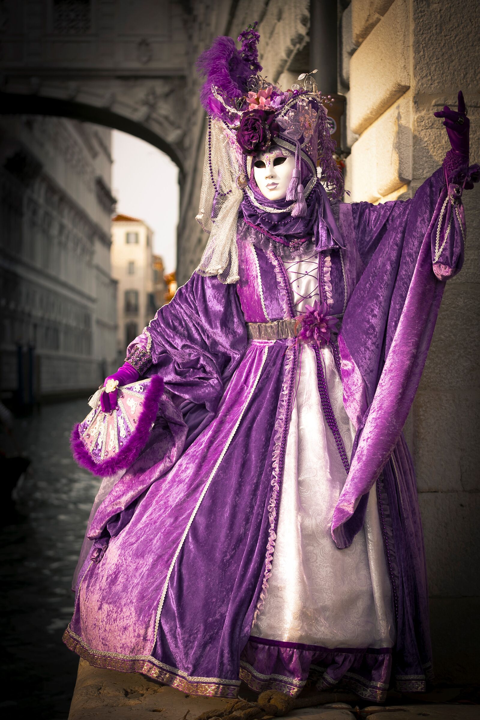 VENETIAN MASKS