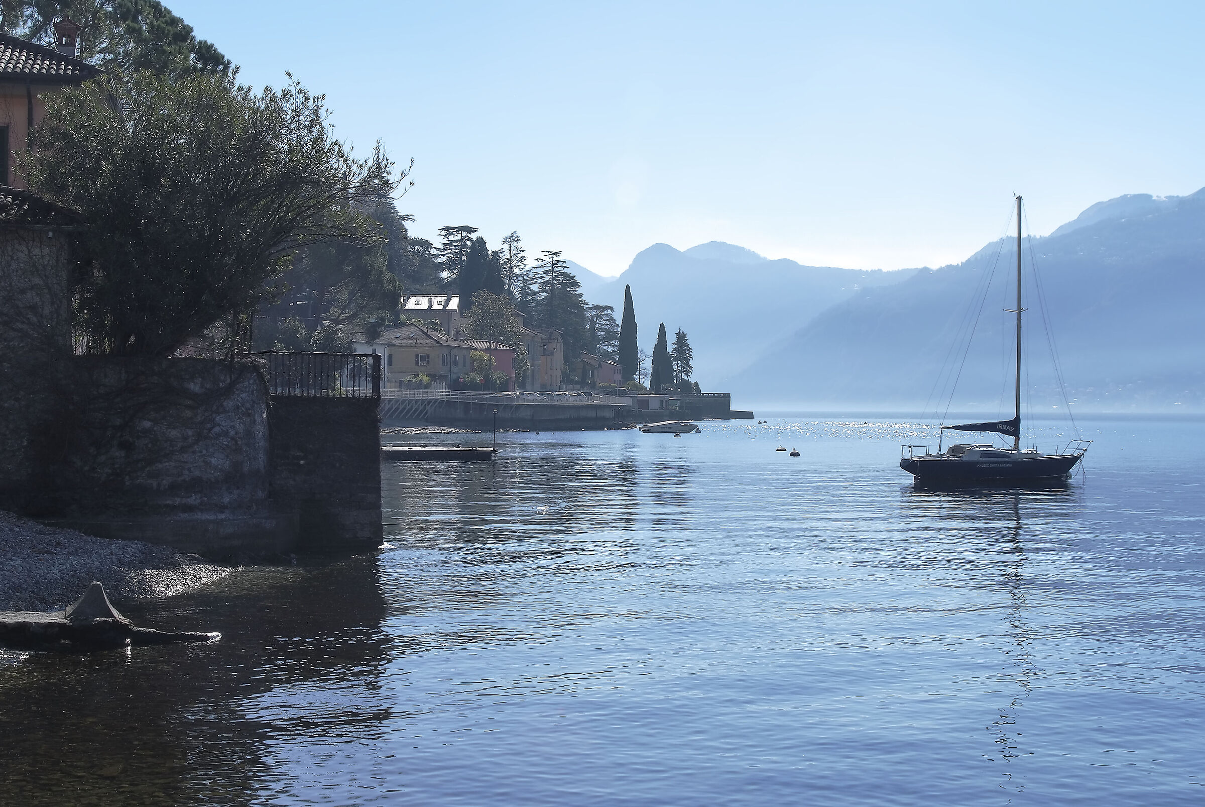 Fiumelatte, Lago di Como