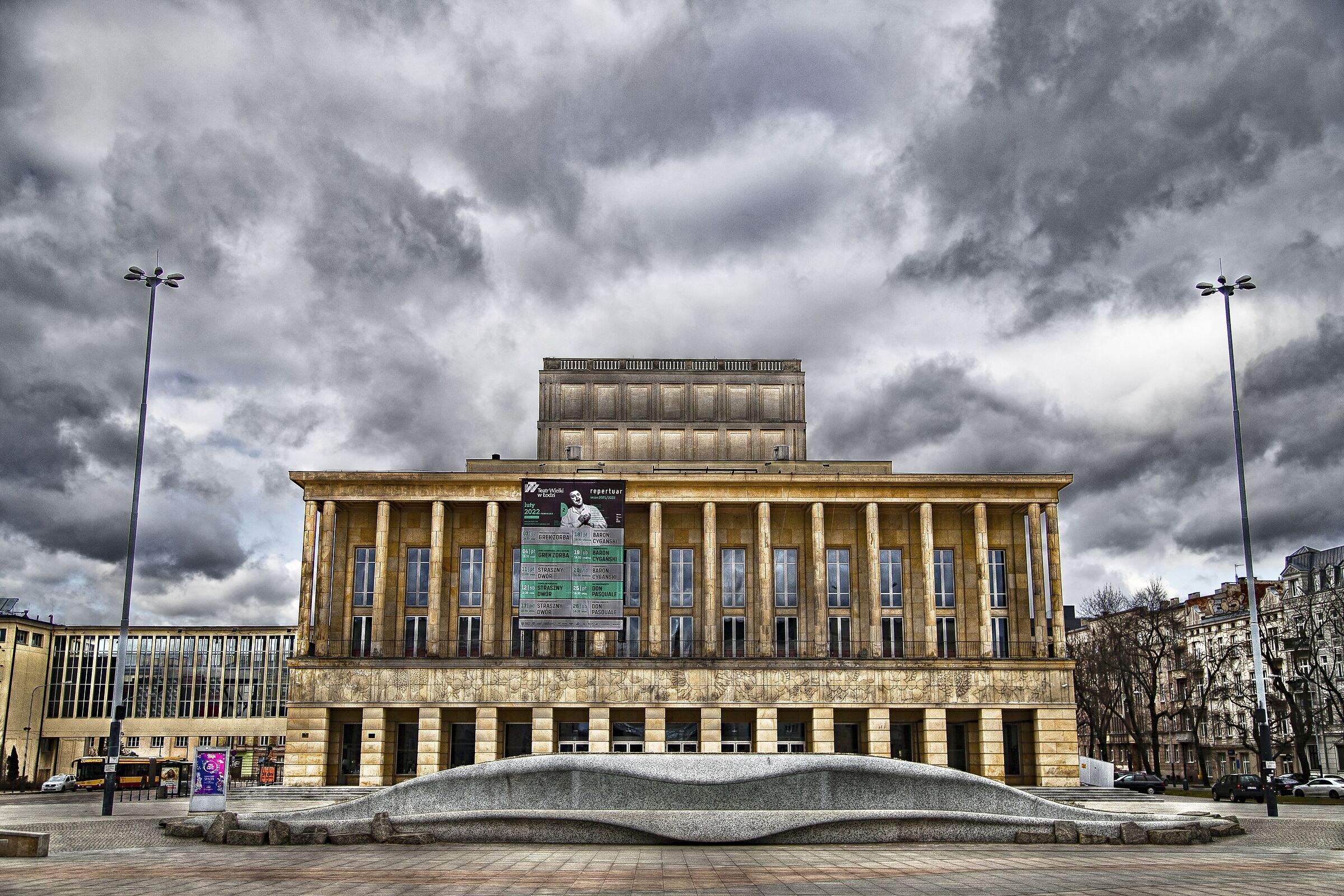 &Lstrok;ód? Theatre