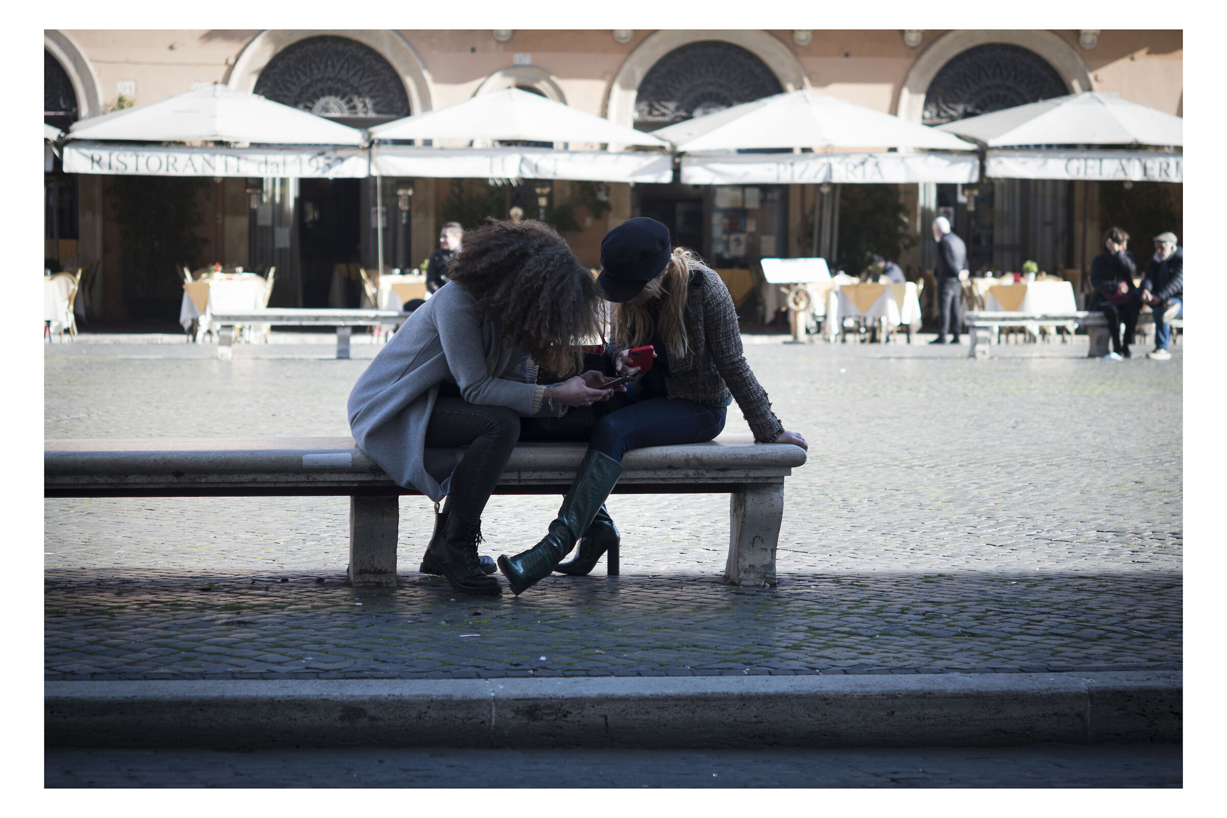 Confidences