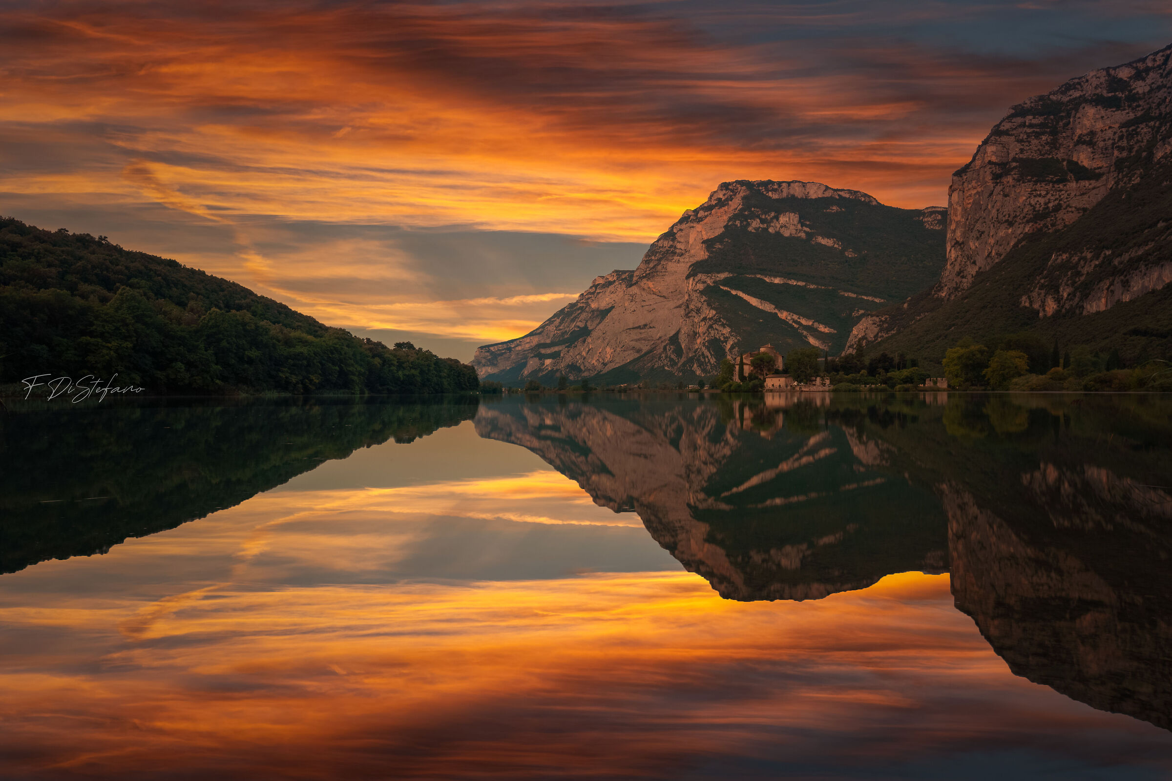 Dreaming at dawn in Toblino