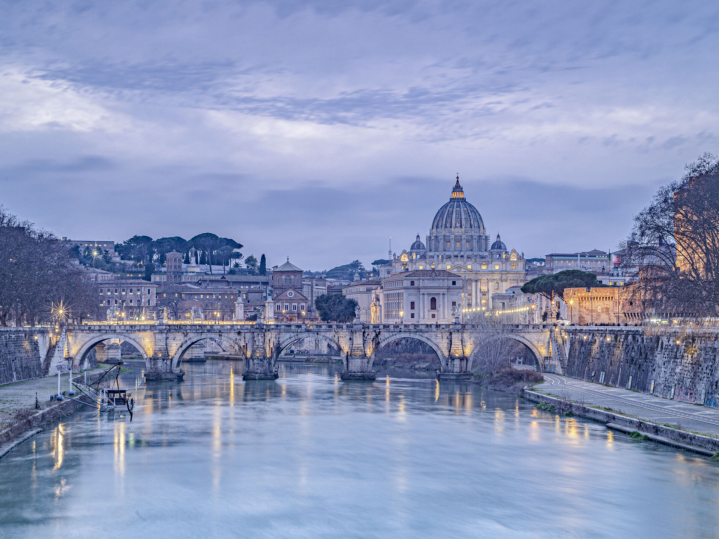 lungotevere before dusk