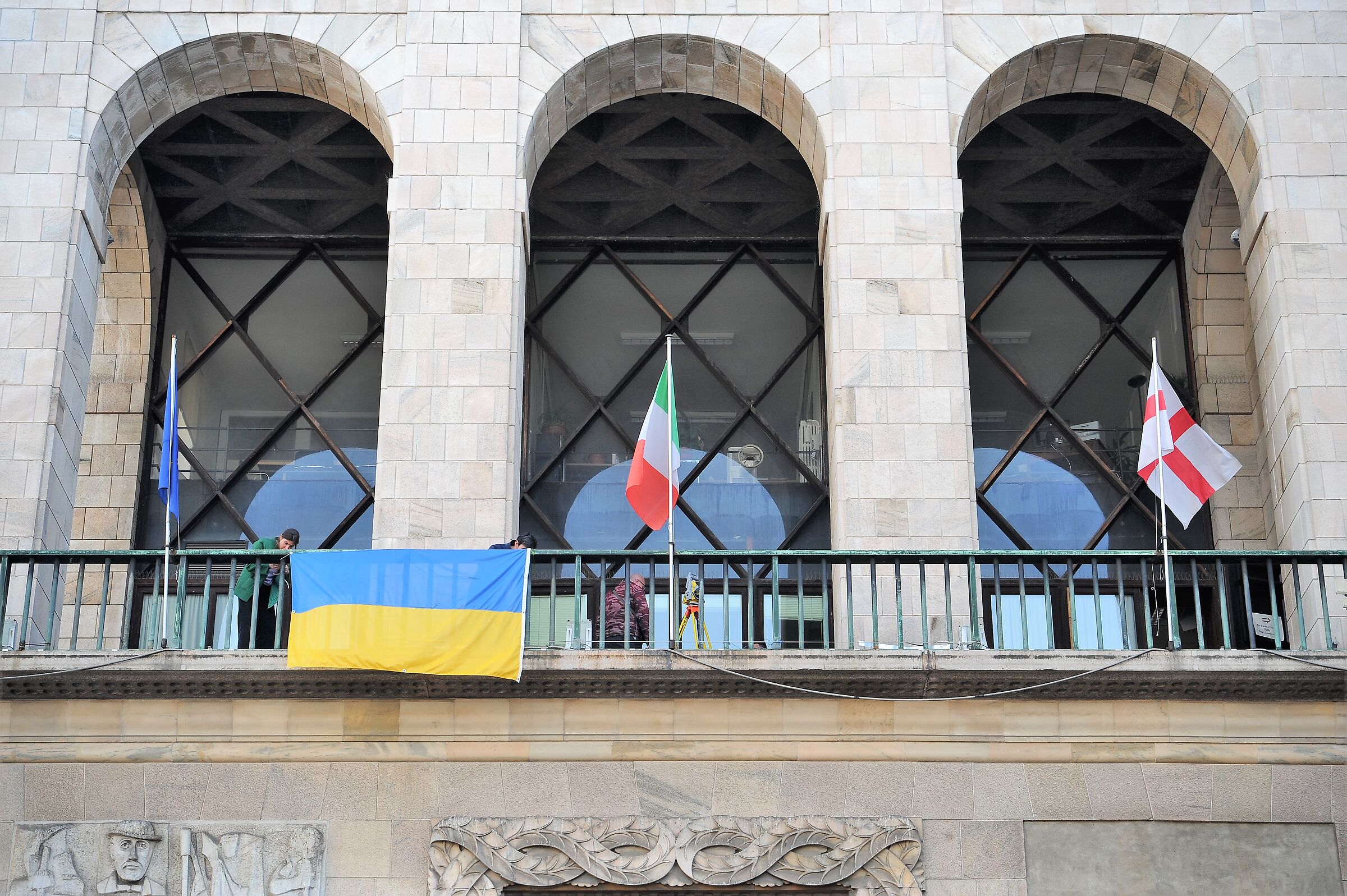 Onore all'eroico Popolo dell'Ucraina