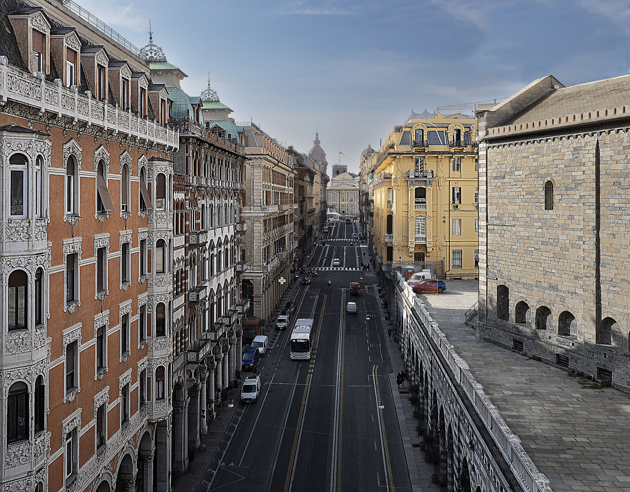 Genoa - Via XX Settembre - Glimpse