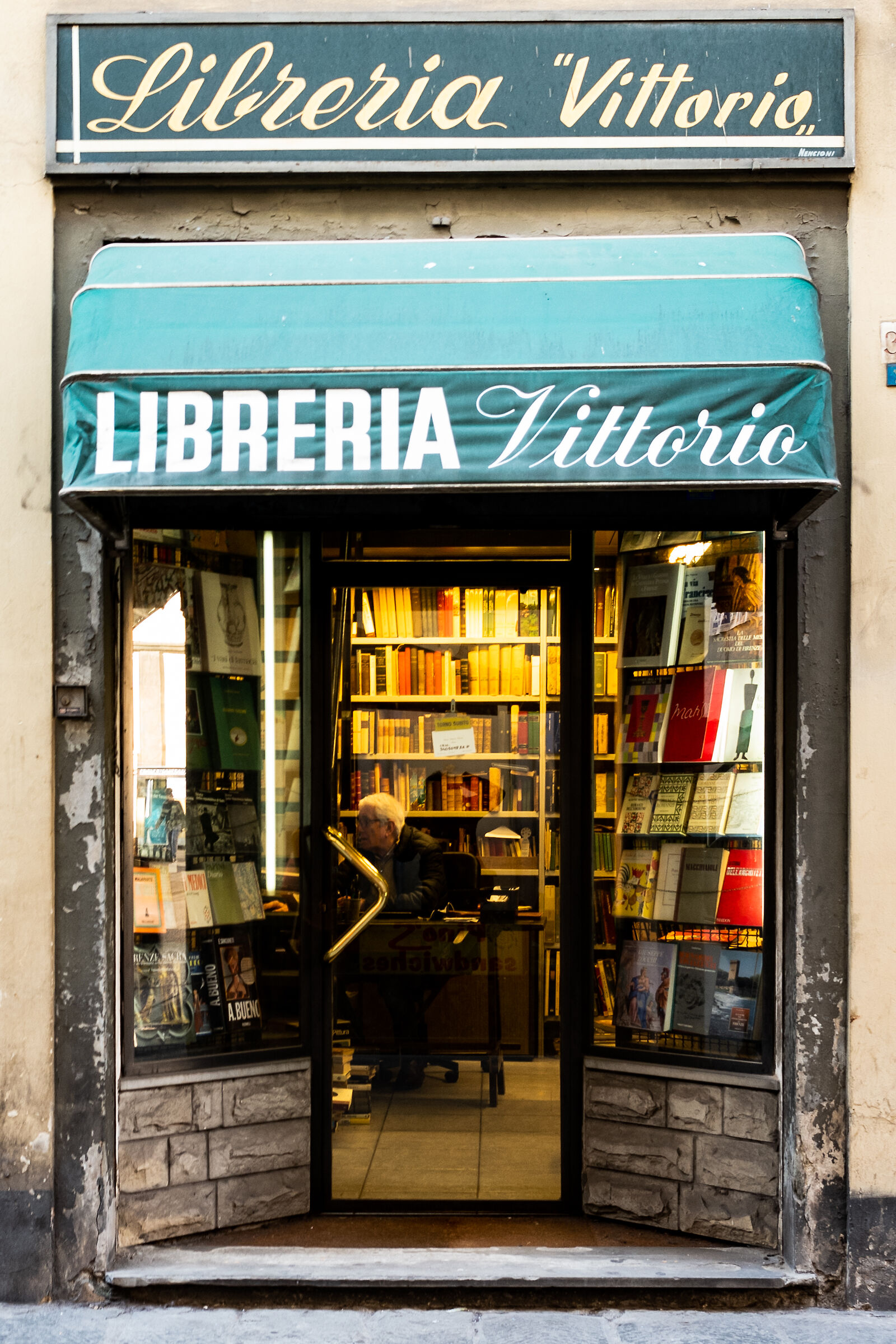 Vittorio e la sua Libreria