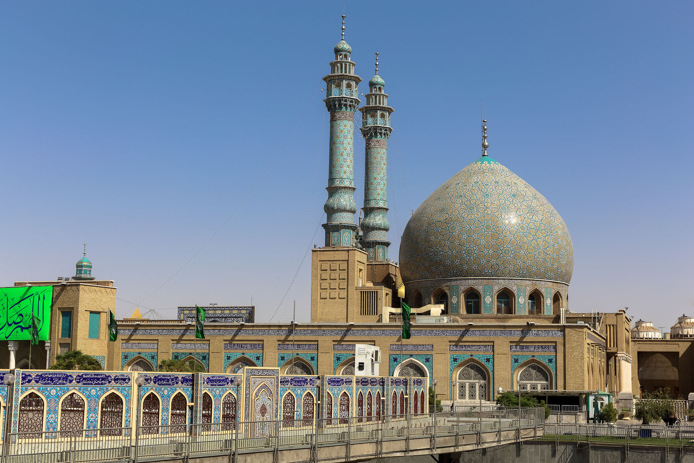 Mausoleo sciita  Hazrat-e Masoumeh a Qom
