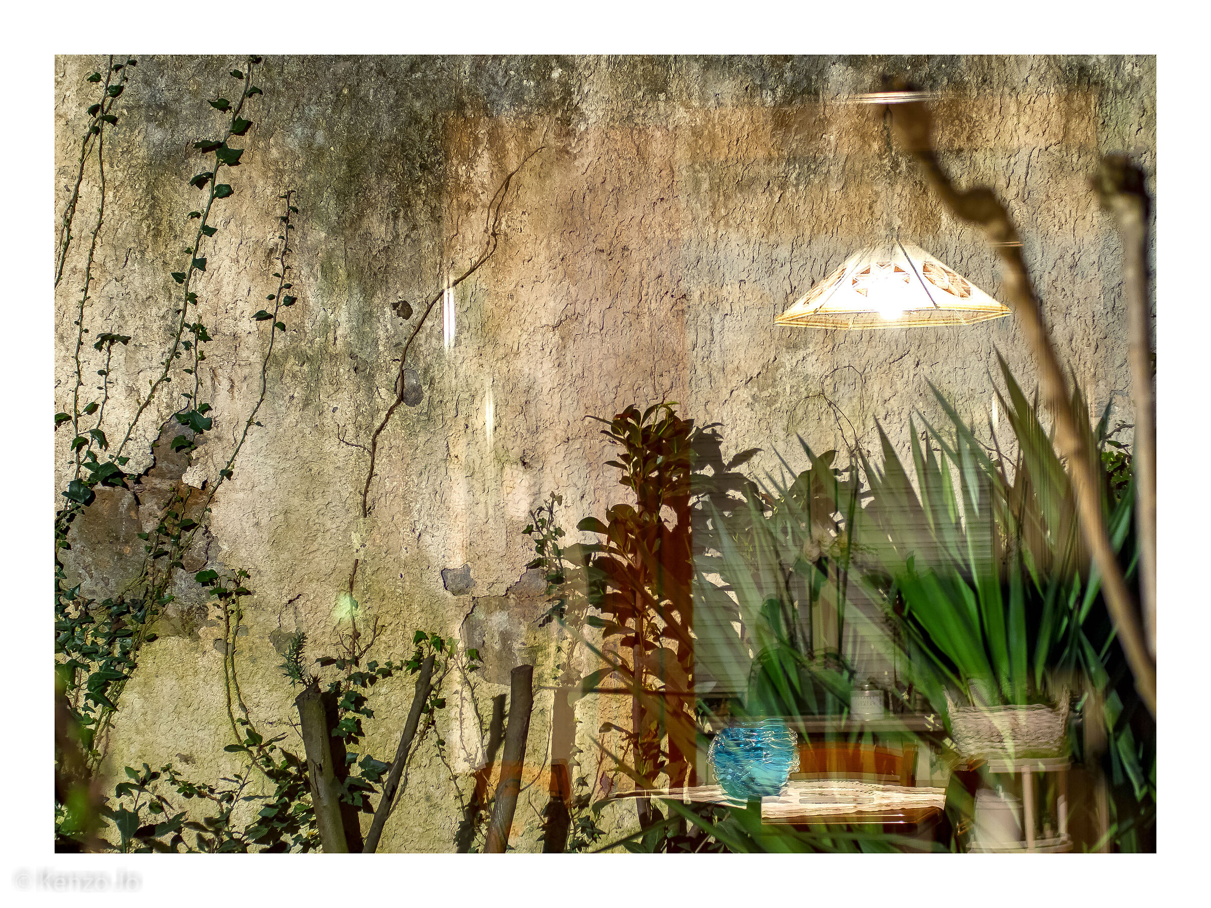 Davanti e dietro al vetro