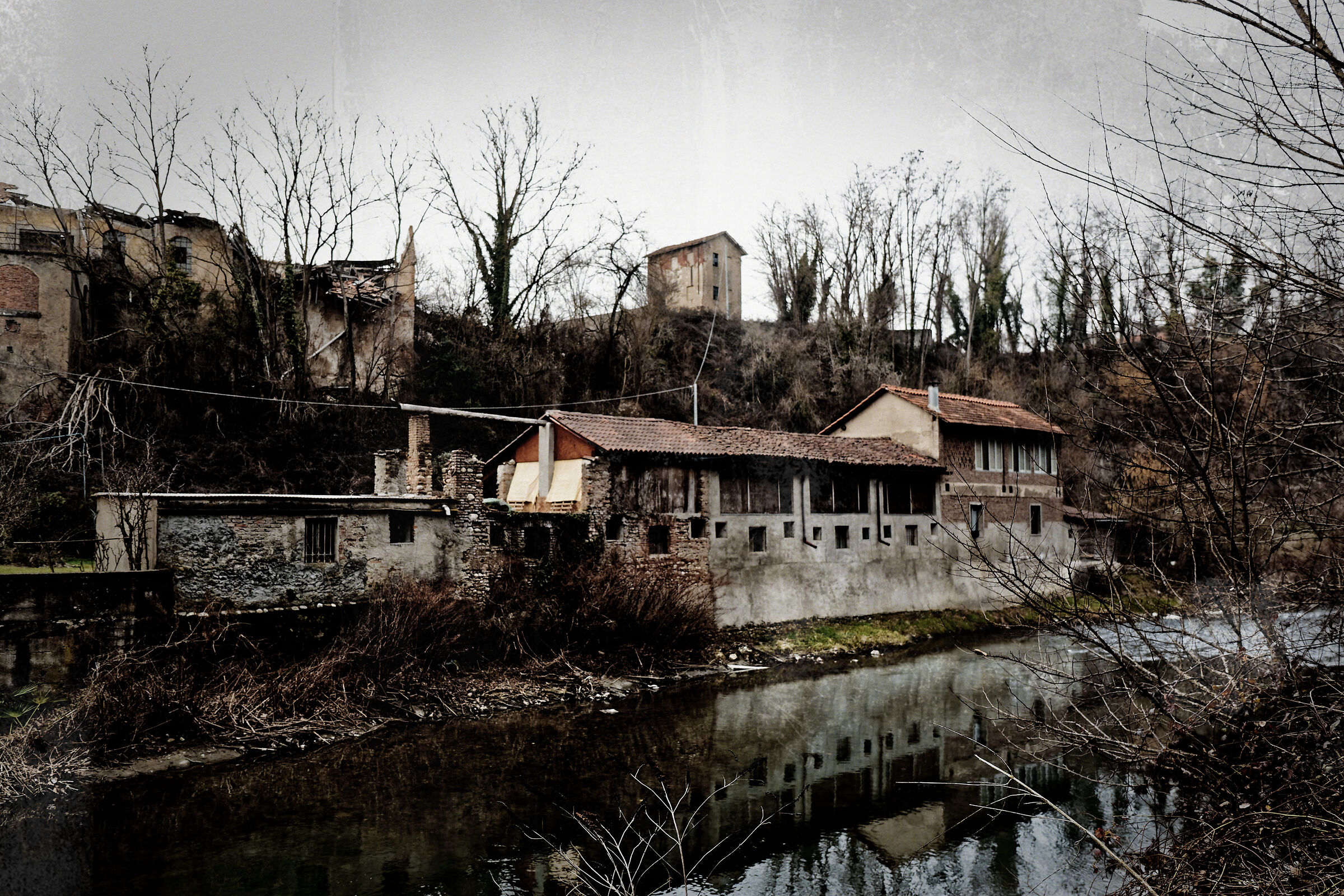 Triuggio vecchio mulino fiume Lambro2