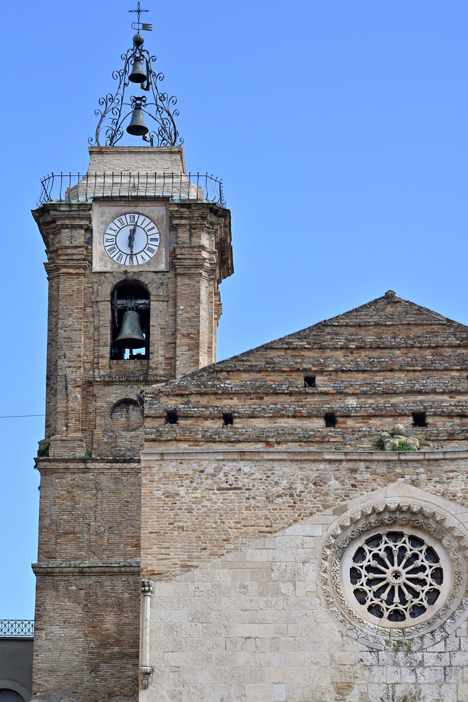 Test Nikon 85 Ai f/2