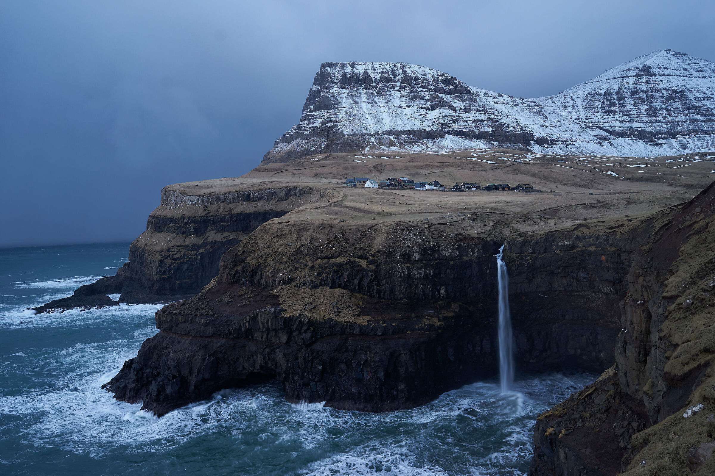 Winter in Gásadalur