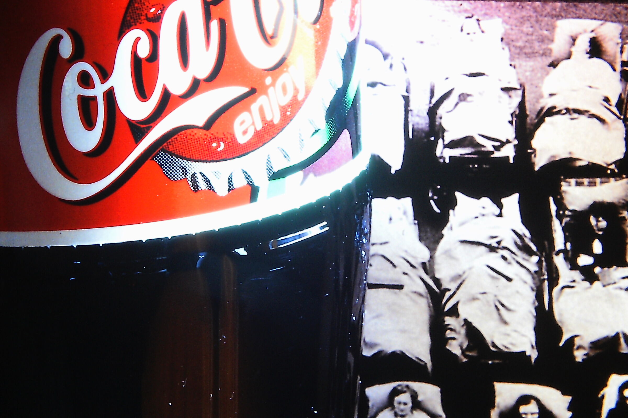 Contrasts. The sick of Giacomelli and Enjoy by CocaCola