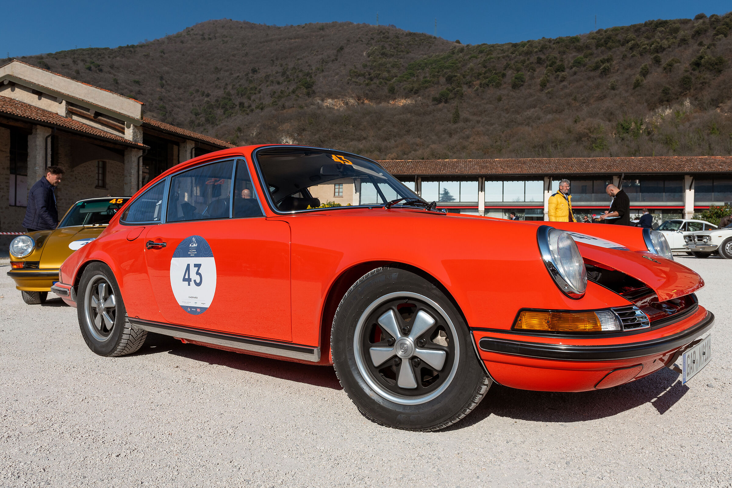 Porsche 911 2.4 T