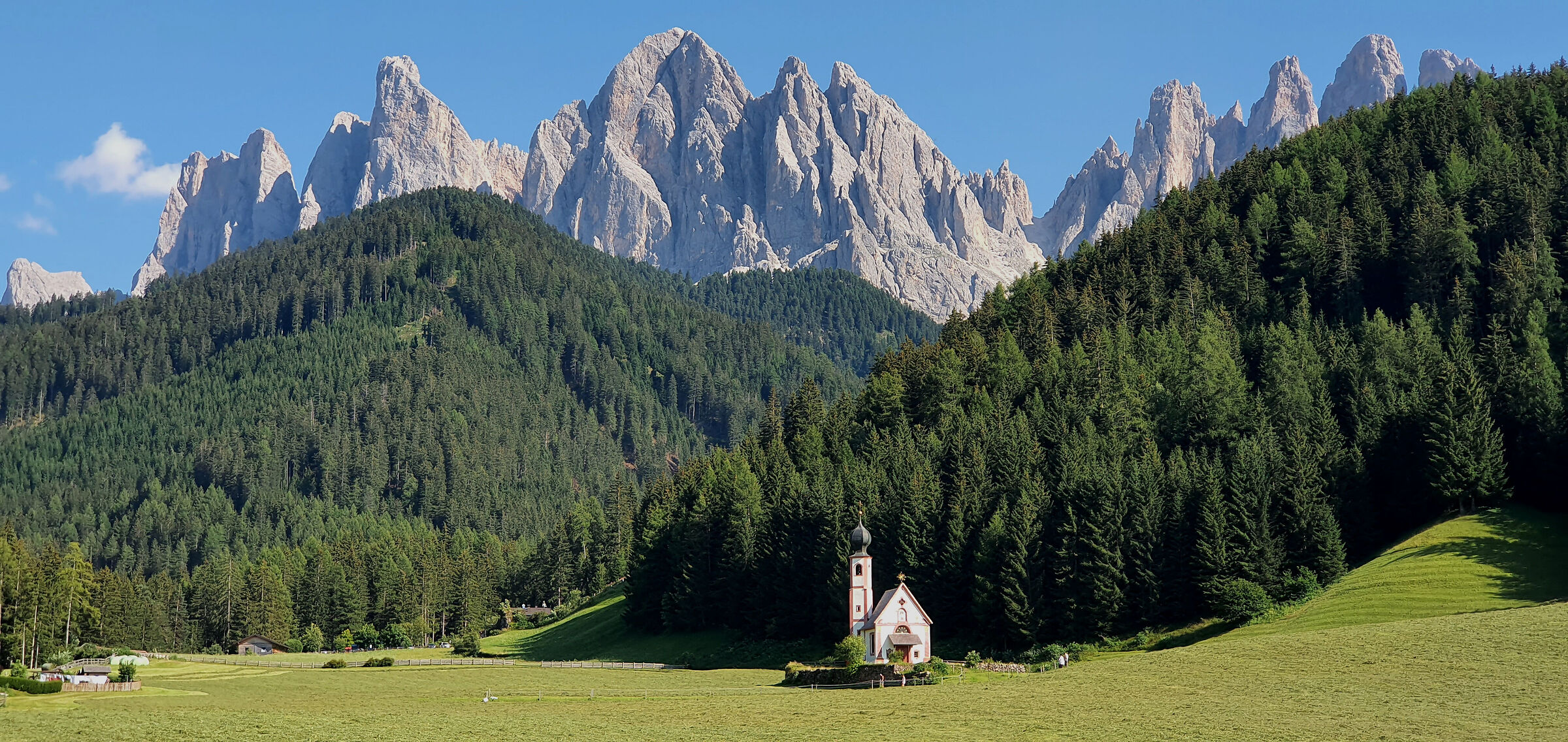 La chiesetta di Ranui, vero simbolo dell'Alto Adige