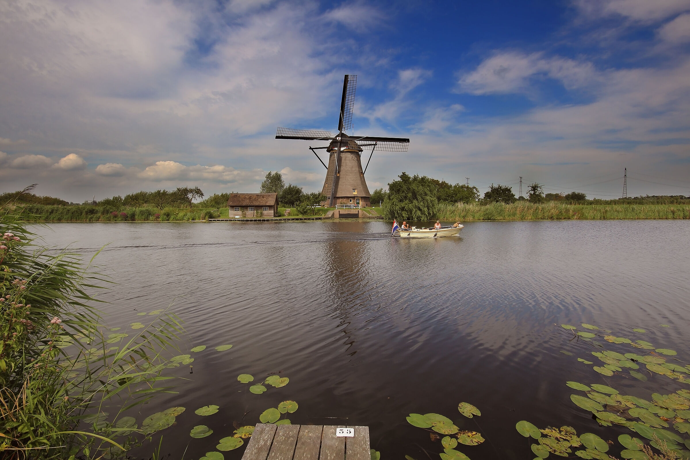 sailing to Kinderdijk