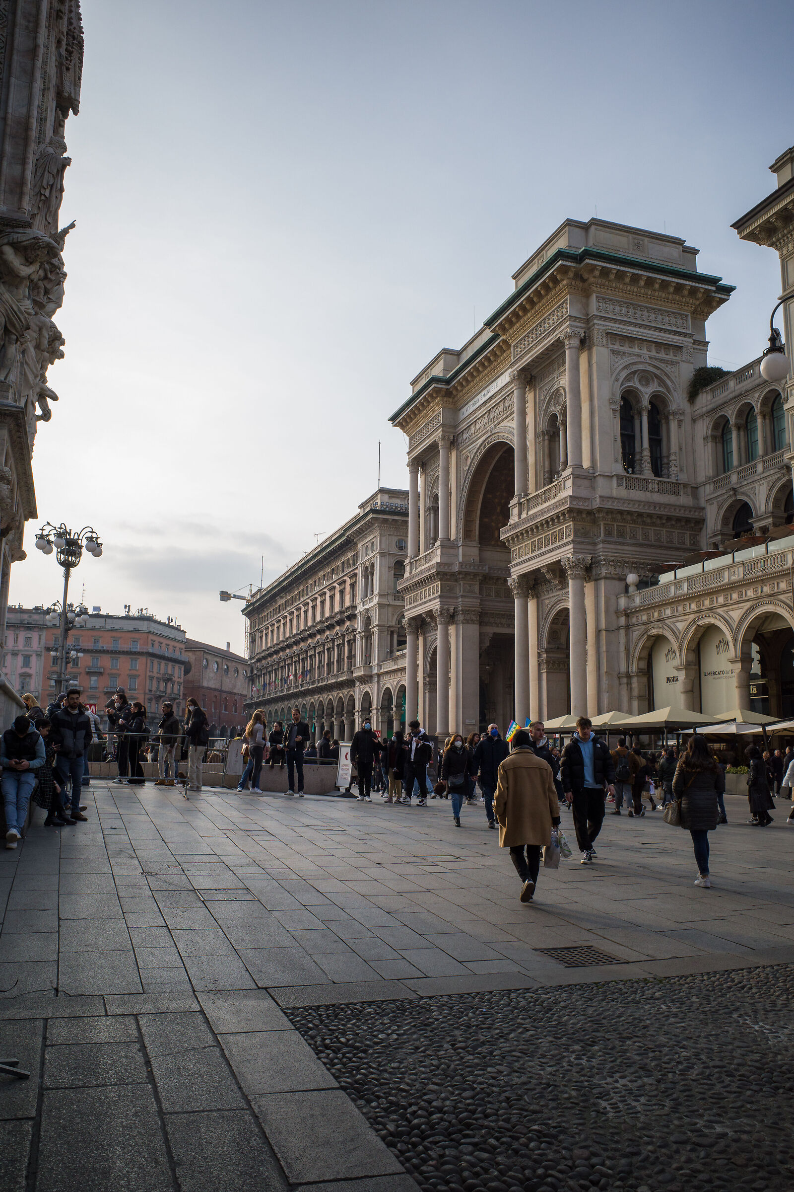 Ordinary afternoon in Milan