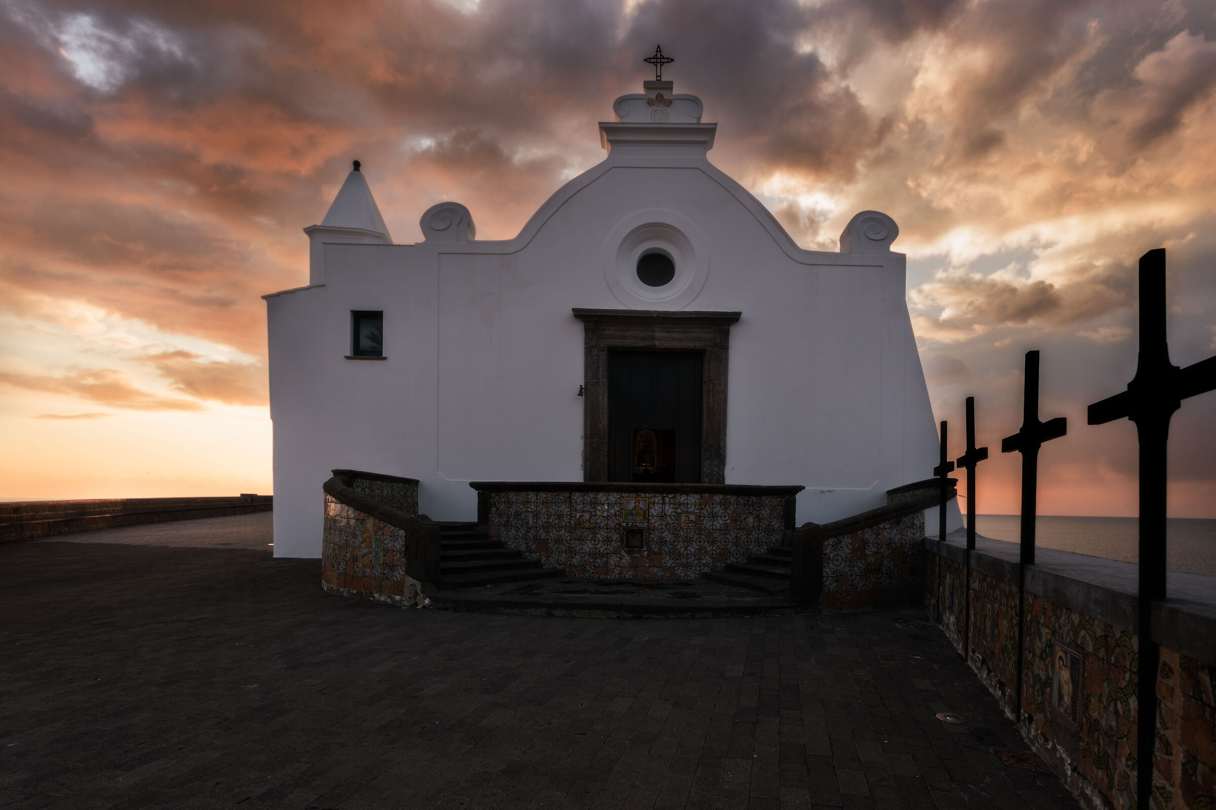 un tramonto mascherato