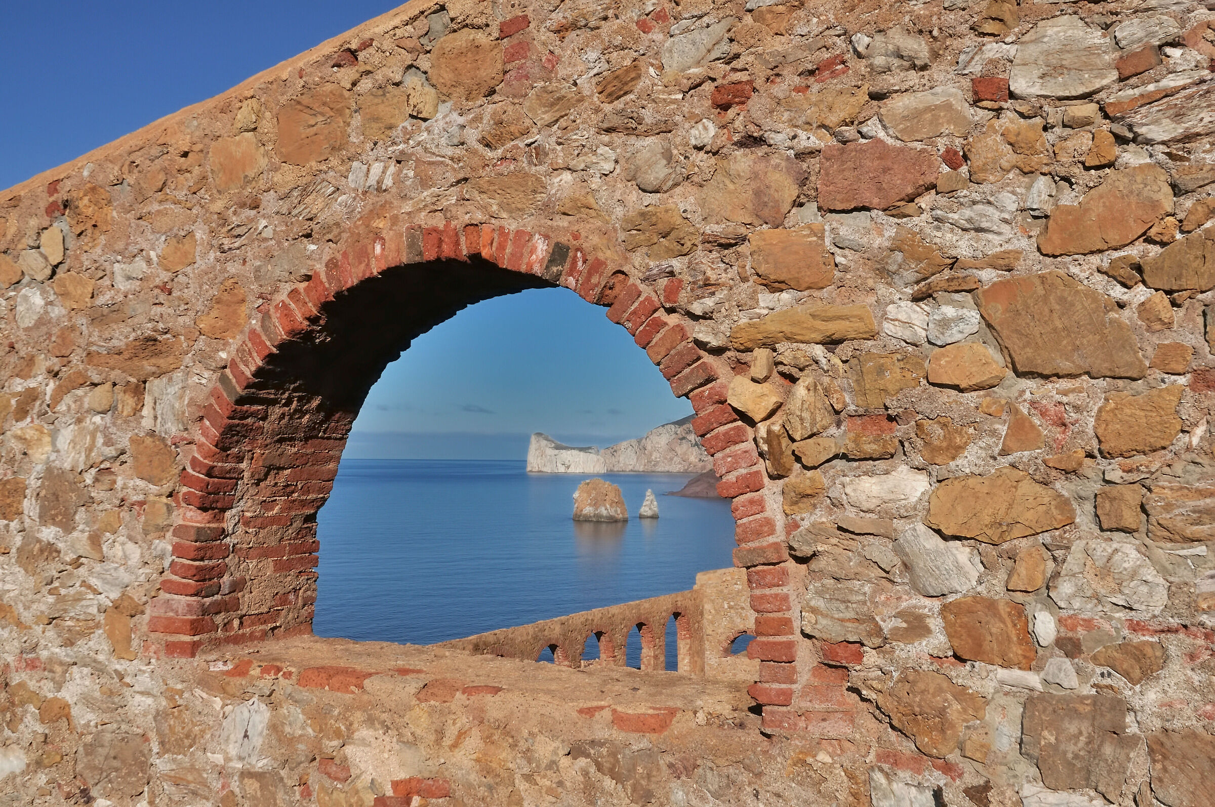 The window on sugar loaf - Laveria Lamarmora