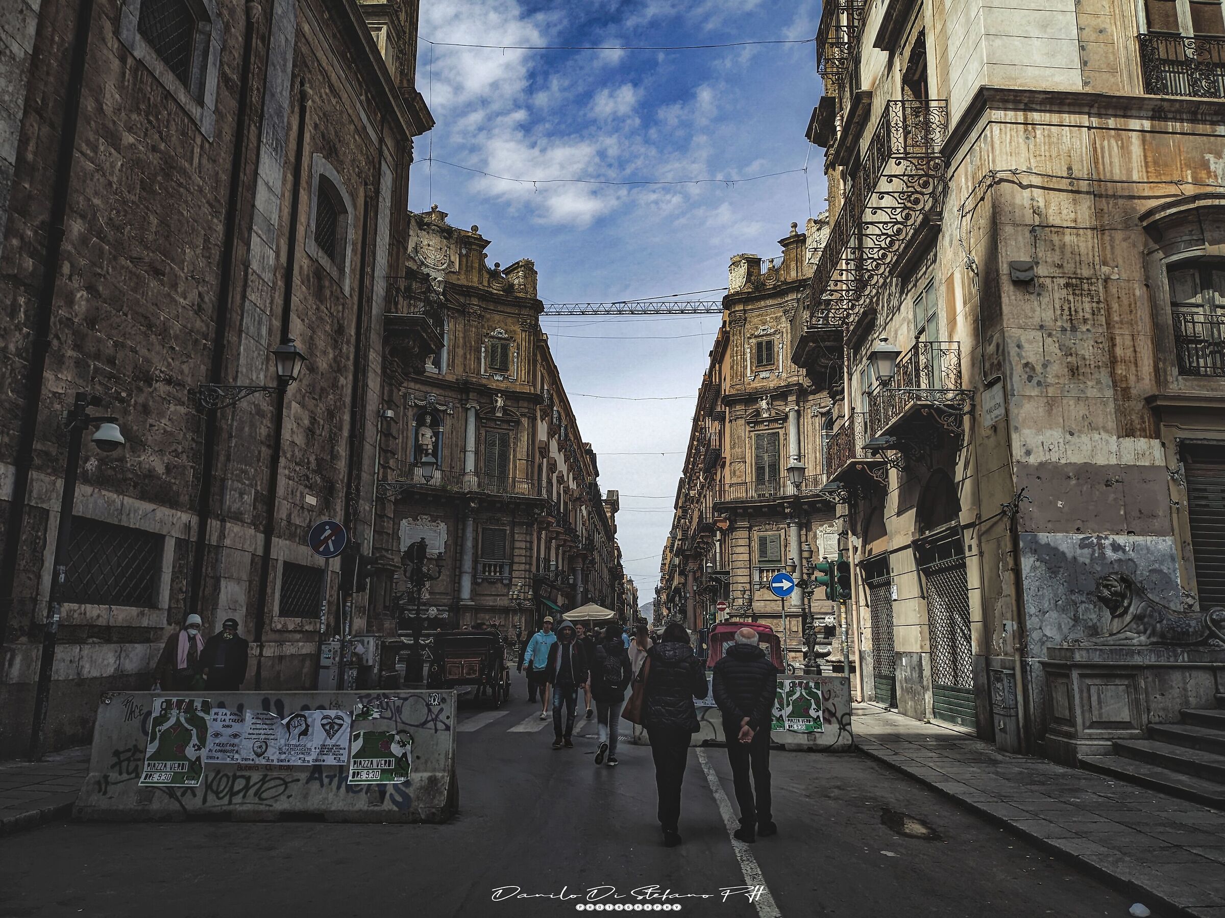 Palermo - via maqueda ~ realme 8