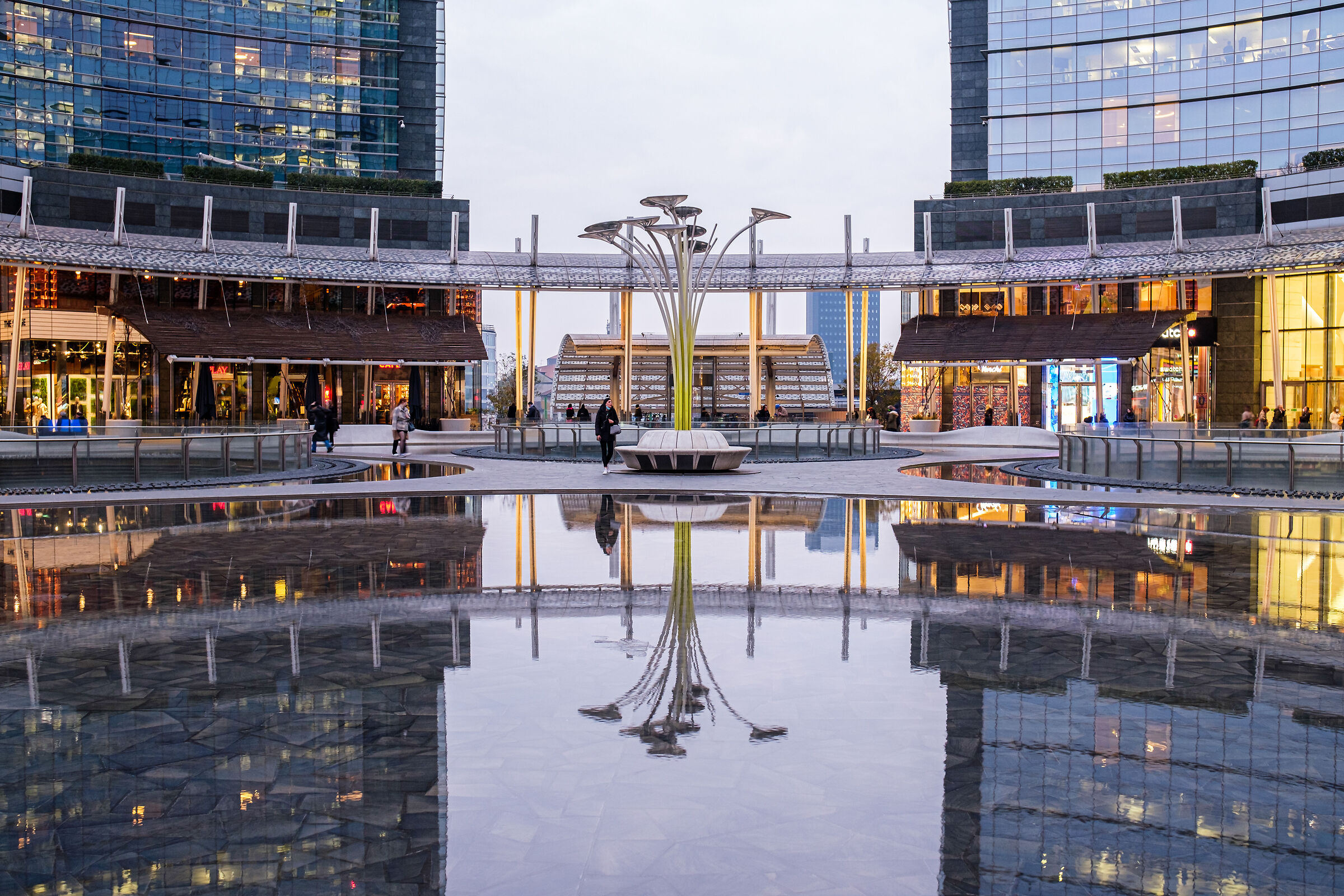 Gae Aulenti Square