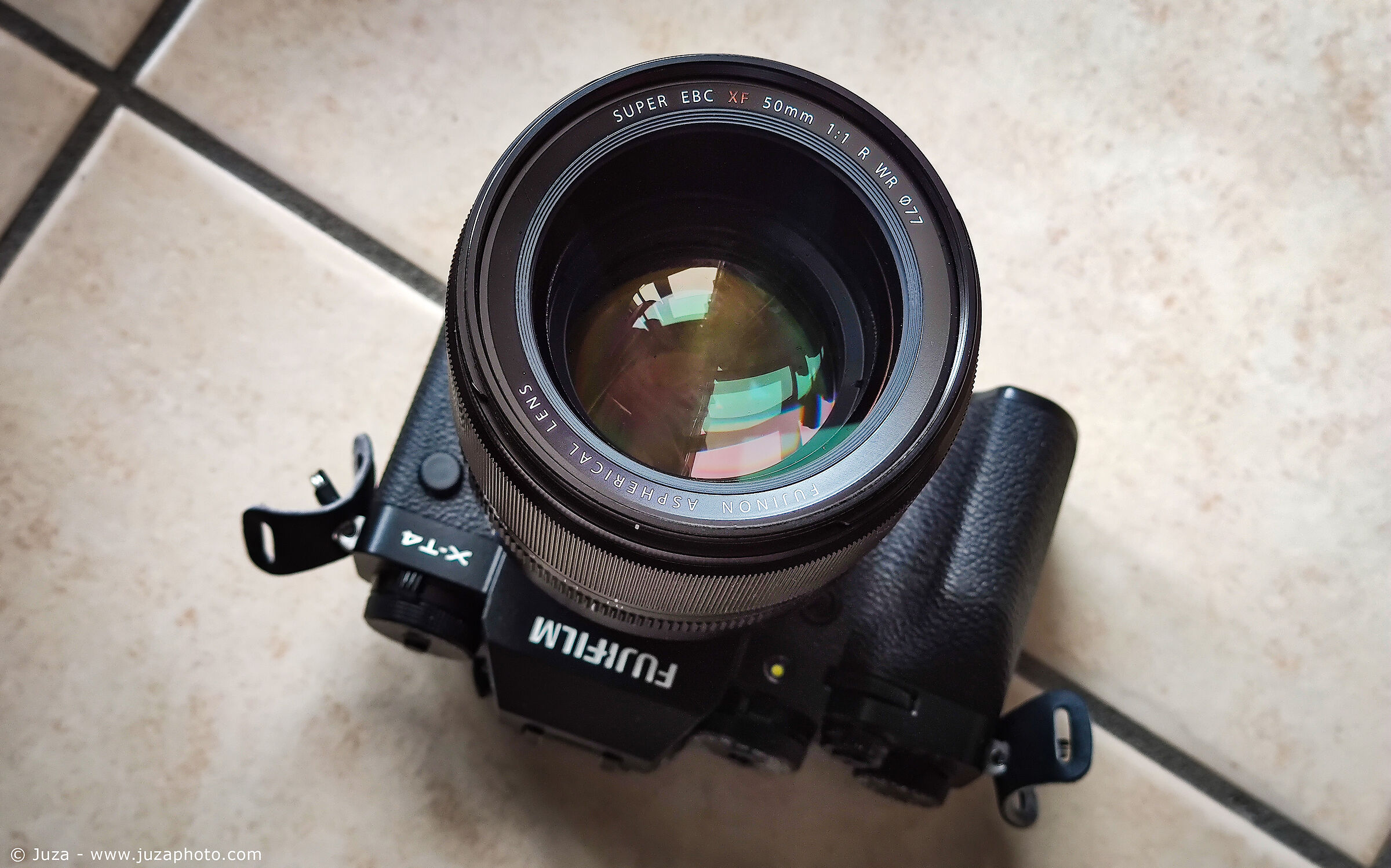 Fujifilm XF 50mm f/1.0 R WR