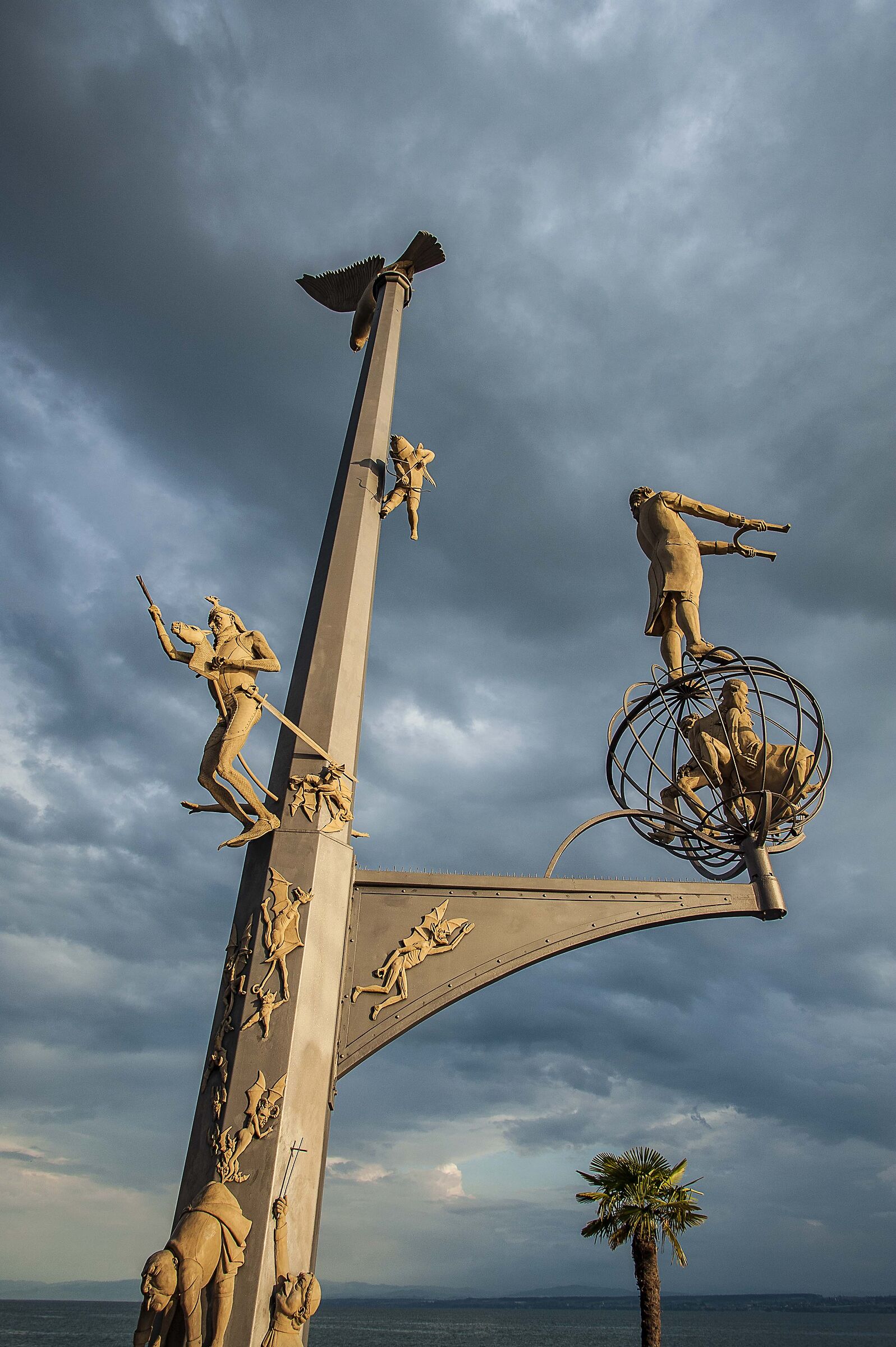 magic column by peter lenk