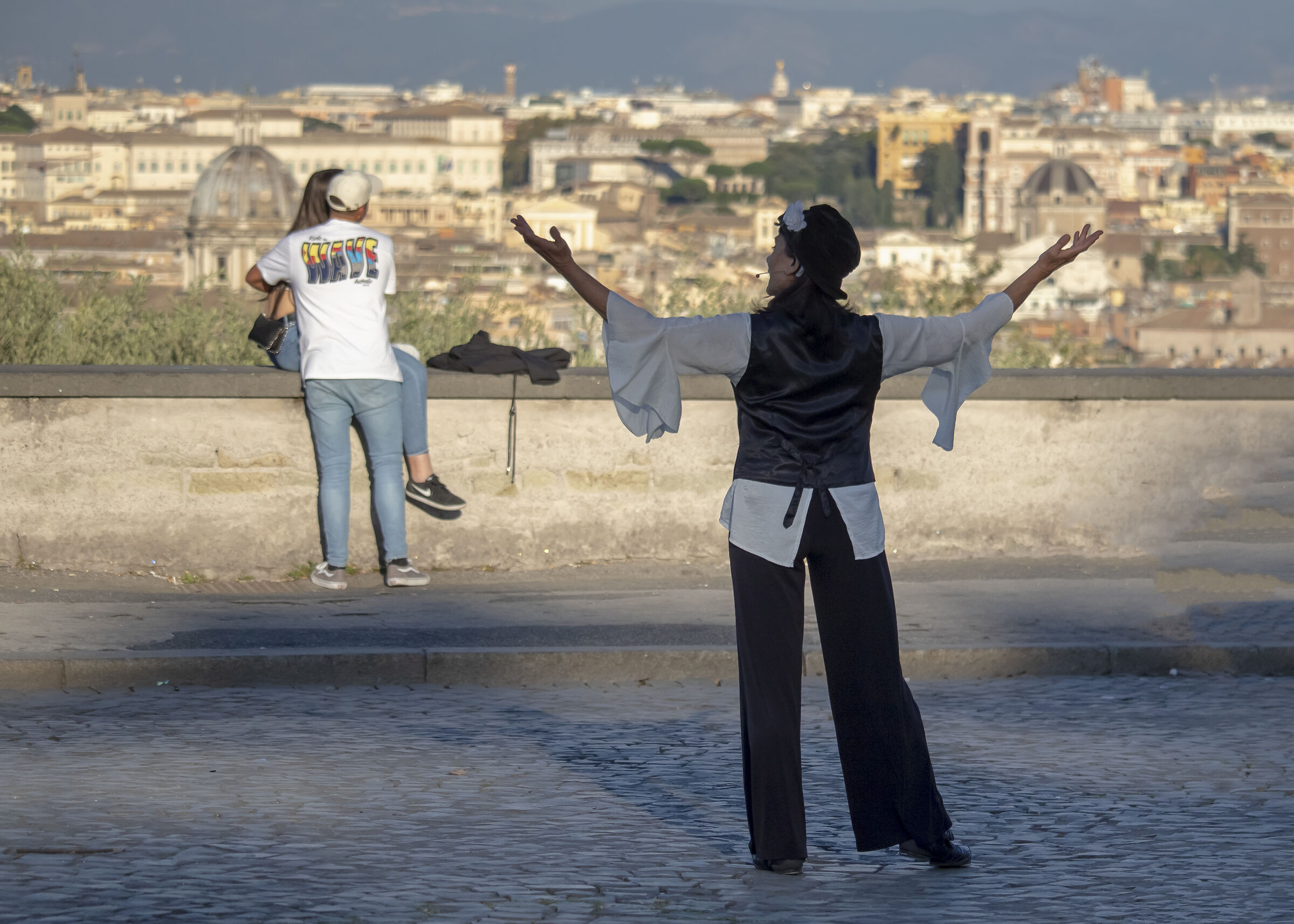 Long live Rome, long live Love!