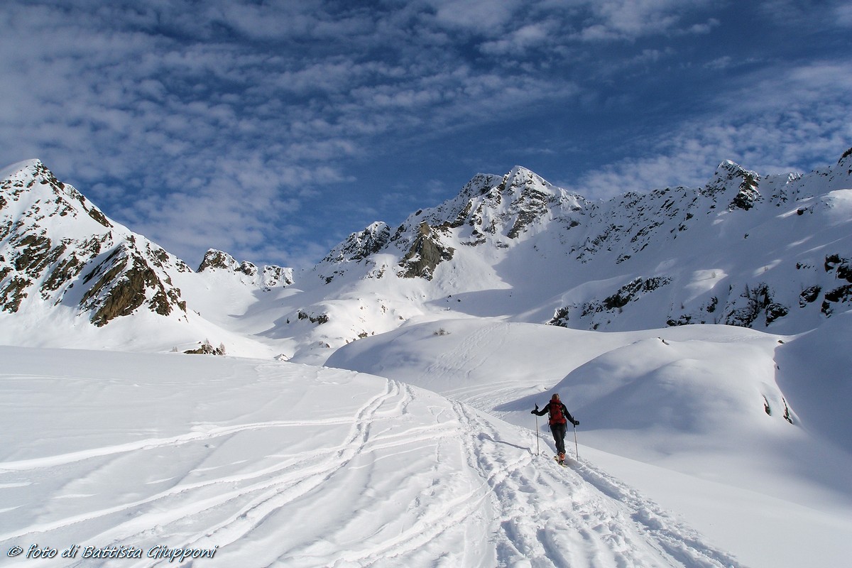 Ski touring on Orobie