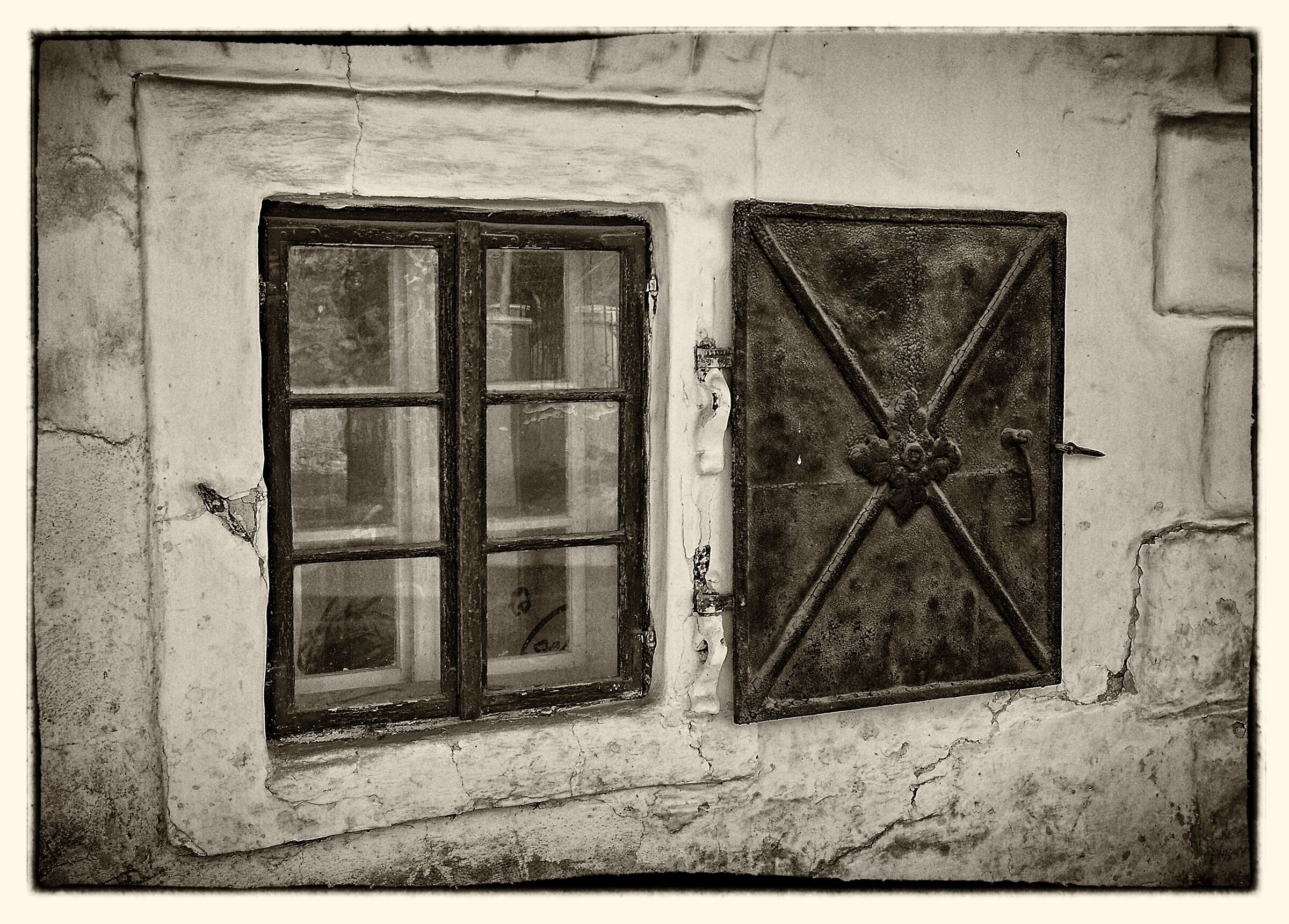 Window - black and white