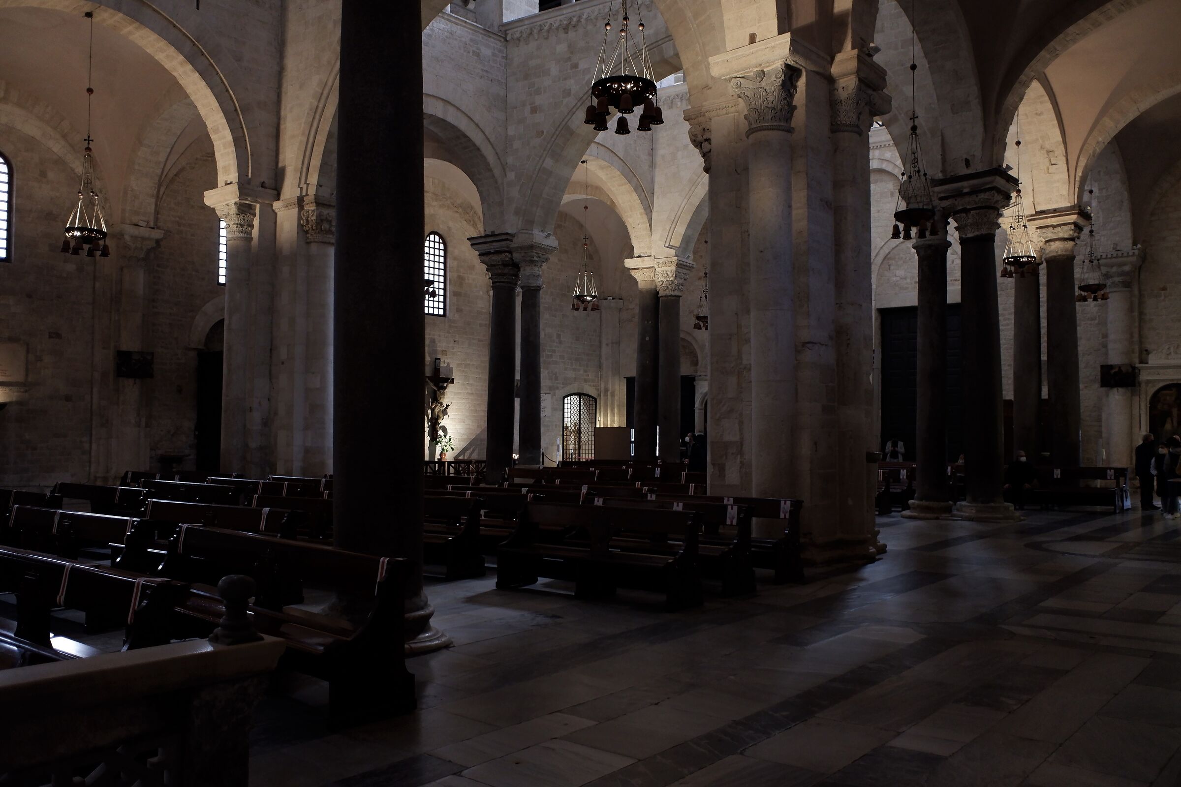 S.Nicola tra occidente e oriente