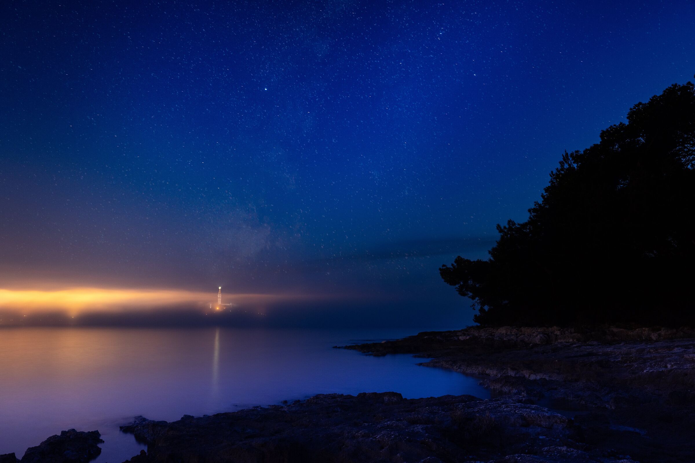 Strana nebbia su Rovigno