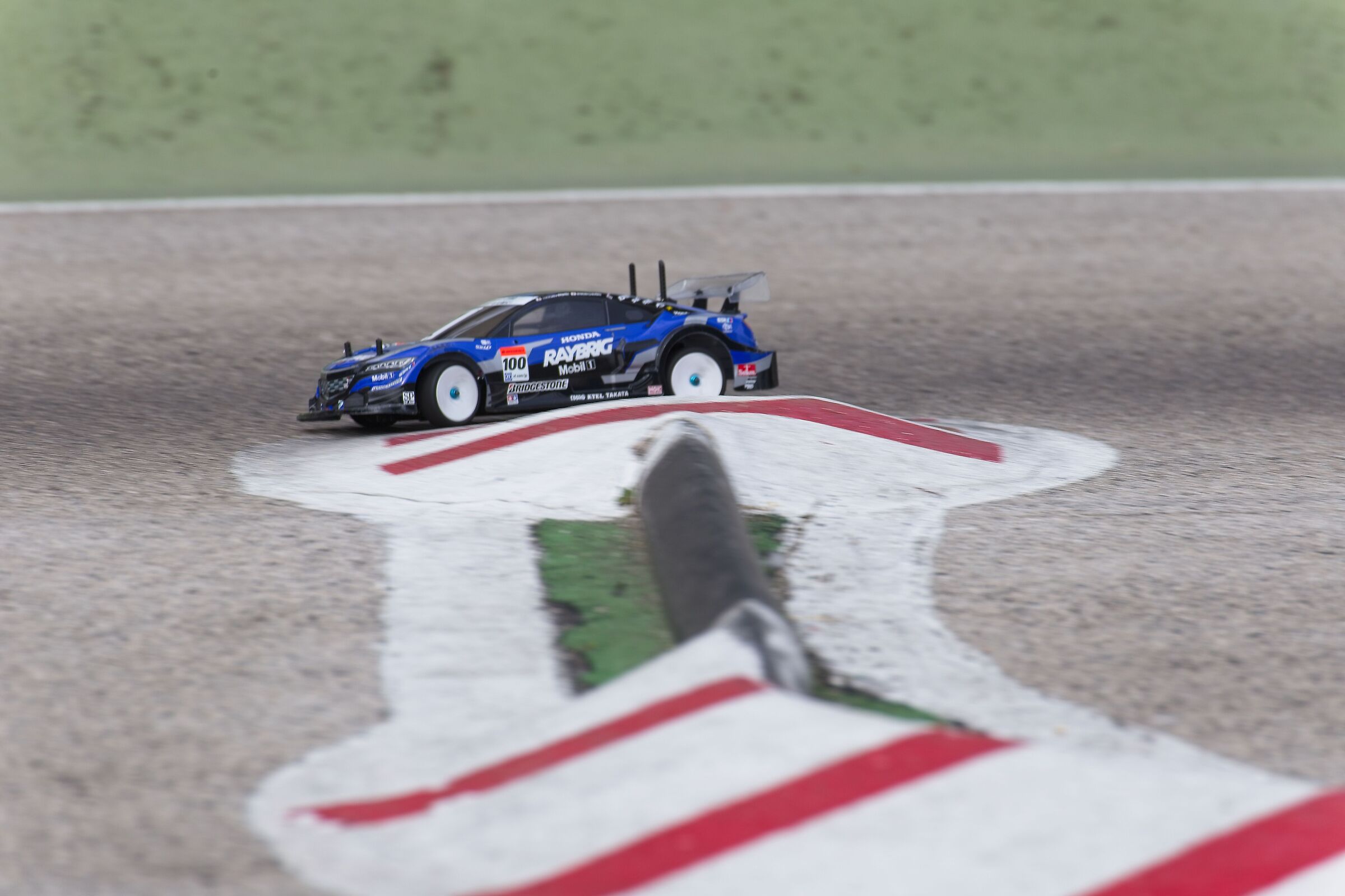 RC CAR - Honda NSX 1/10