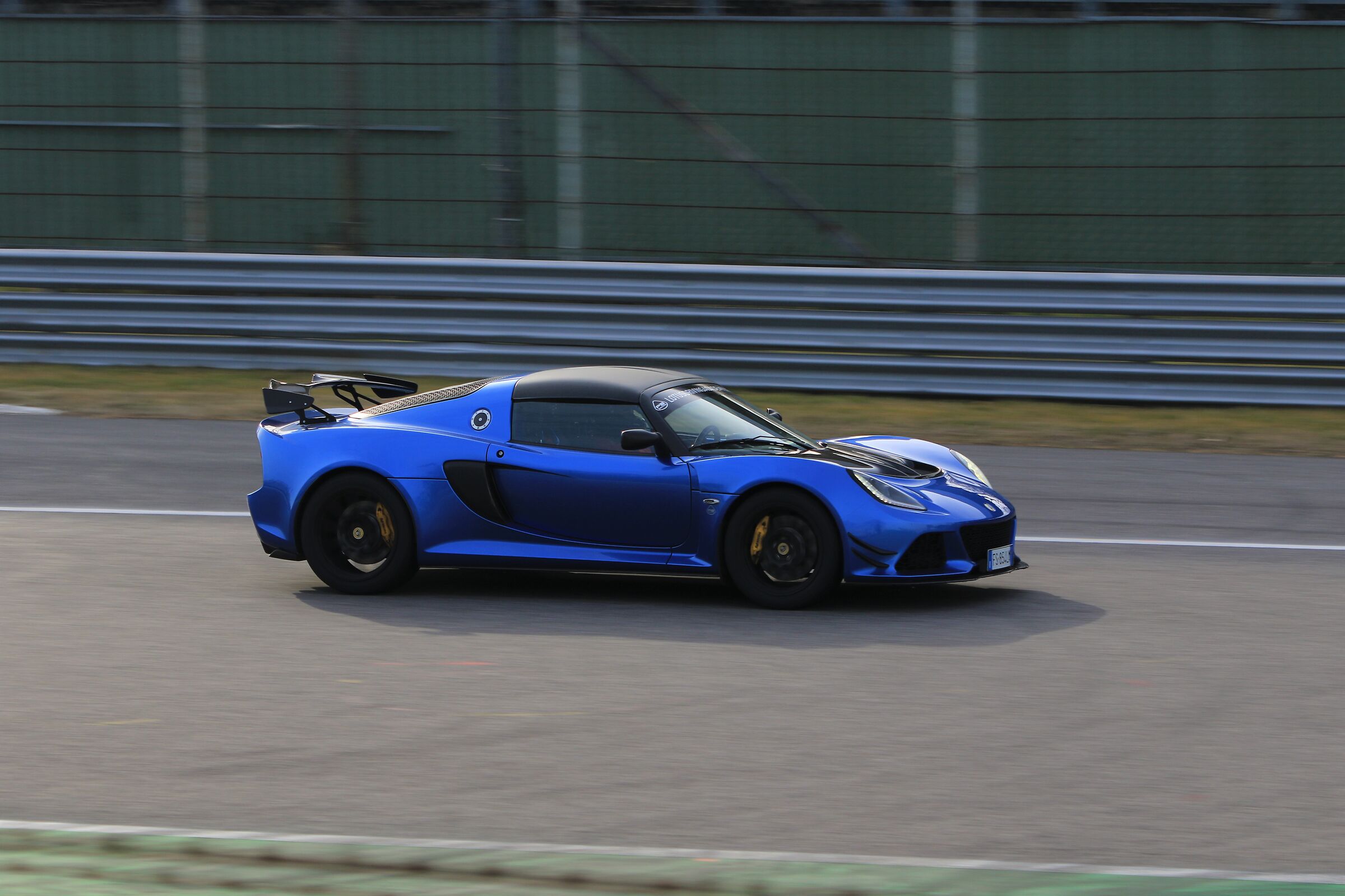 Lotus Exige sport Monza racetrack