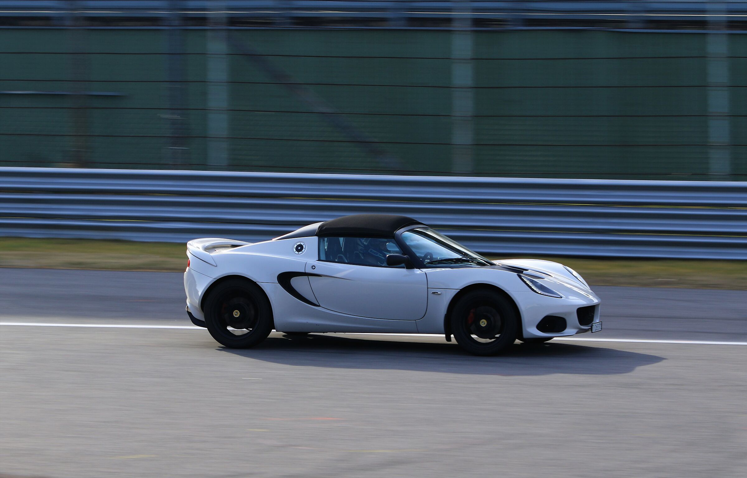 Lotus Elise Monza racetrack