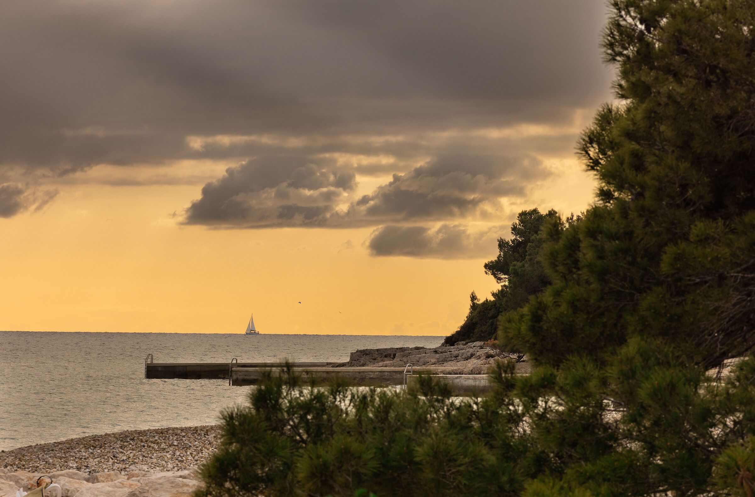 Scappando dalla luce...