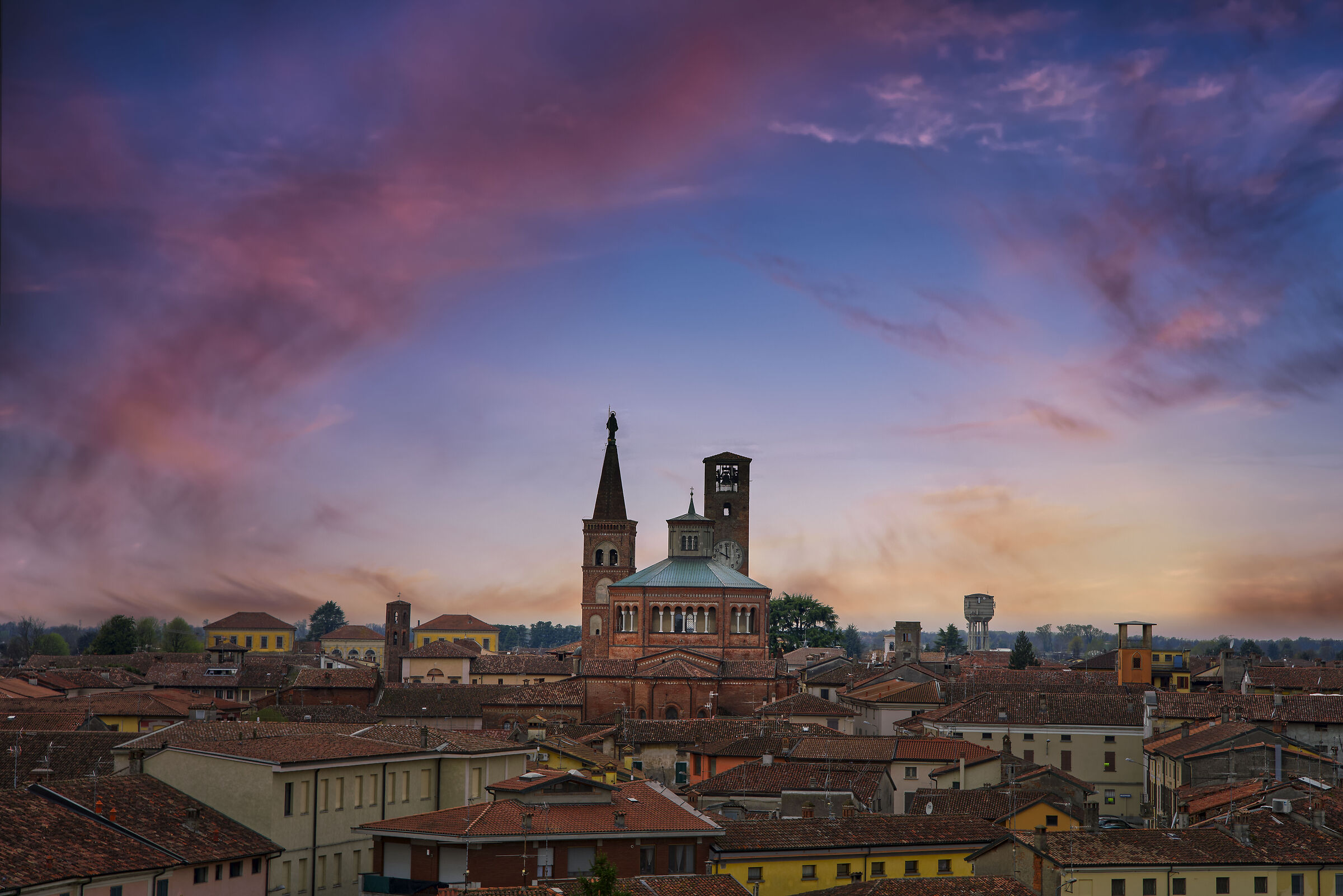The last sun on Soncino