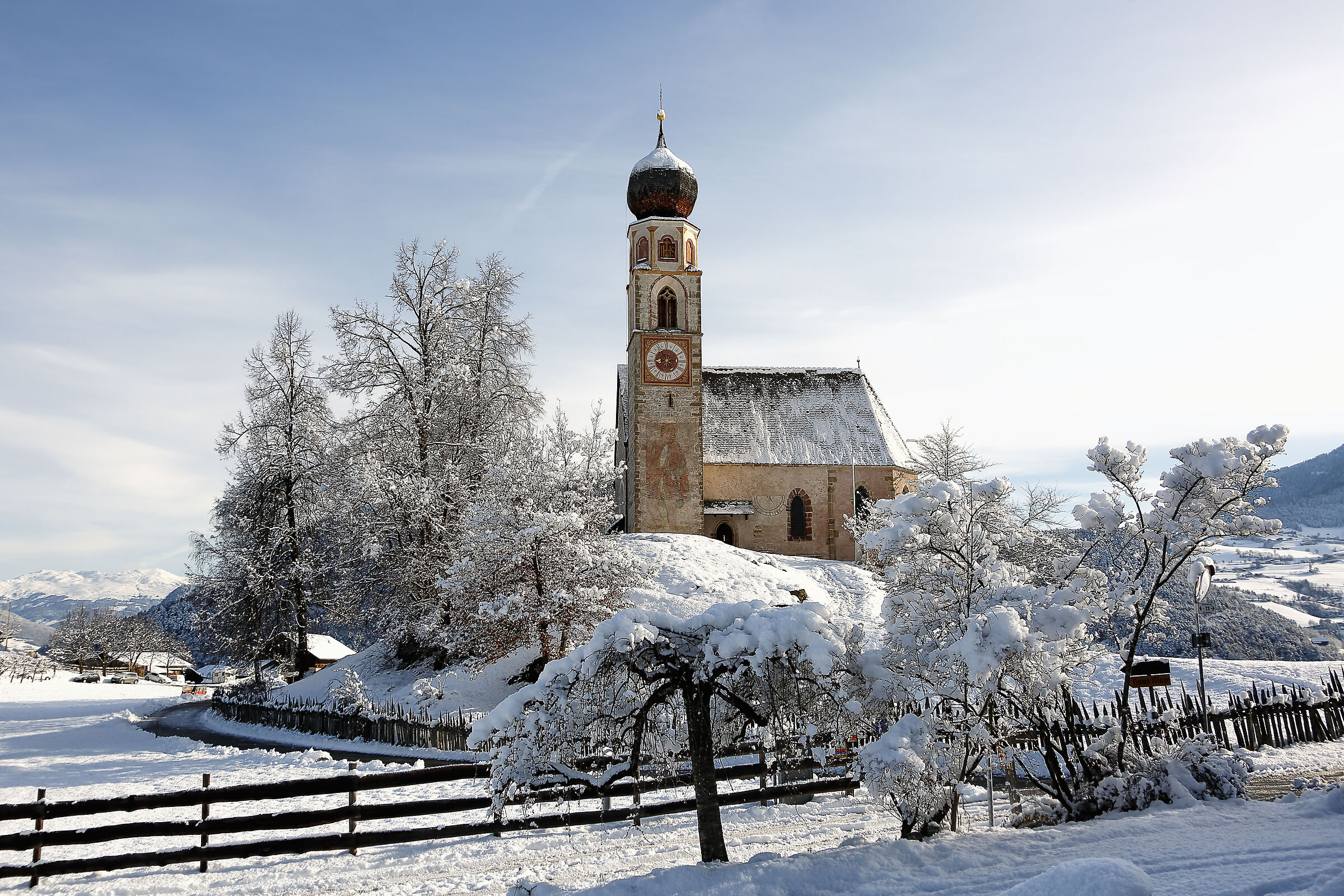 Chiesetta S. Costantino tra Fiè e Siusi allo Sciliar