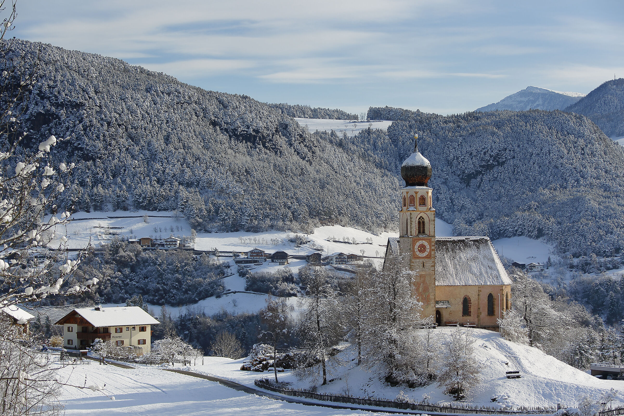 Chiesetta S. Costantino tra Fiè e Siusi allo Sciliar