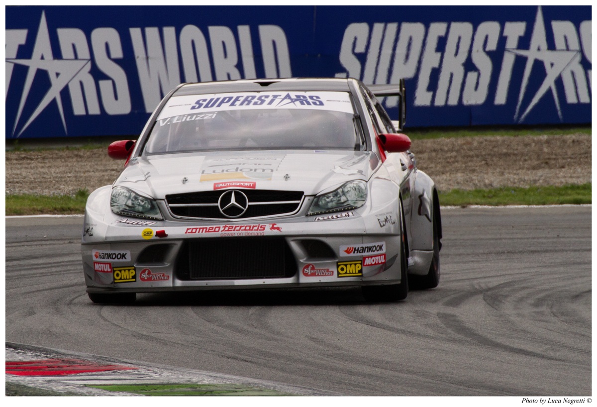 Liuzzi su Mercedes C63 AMG