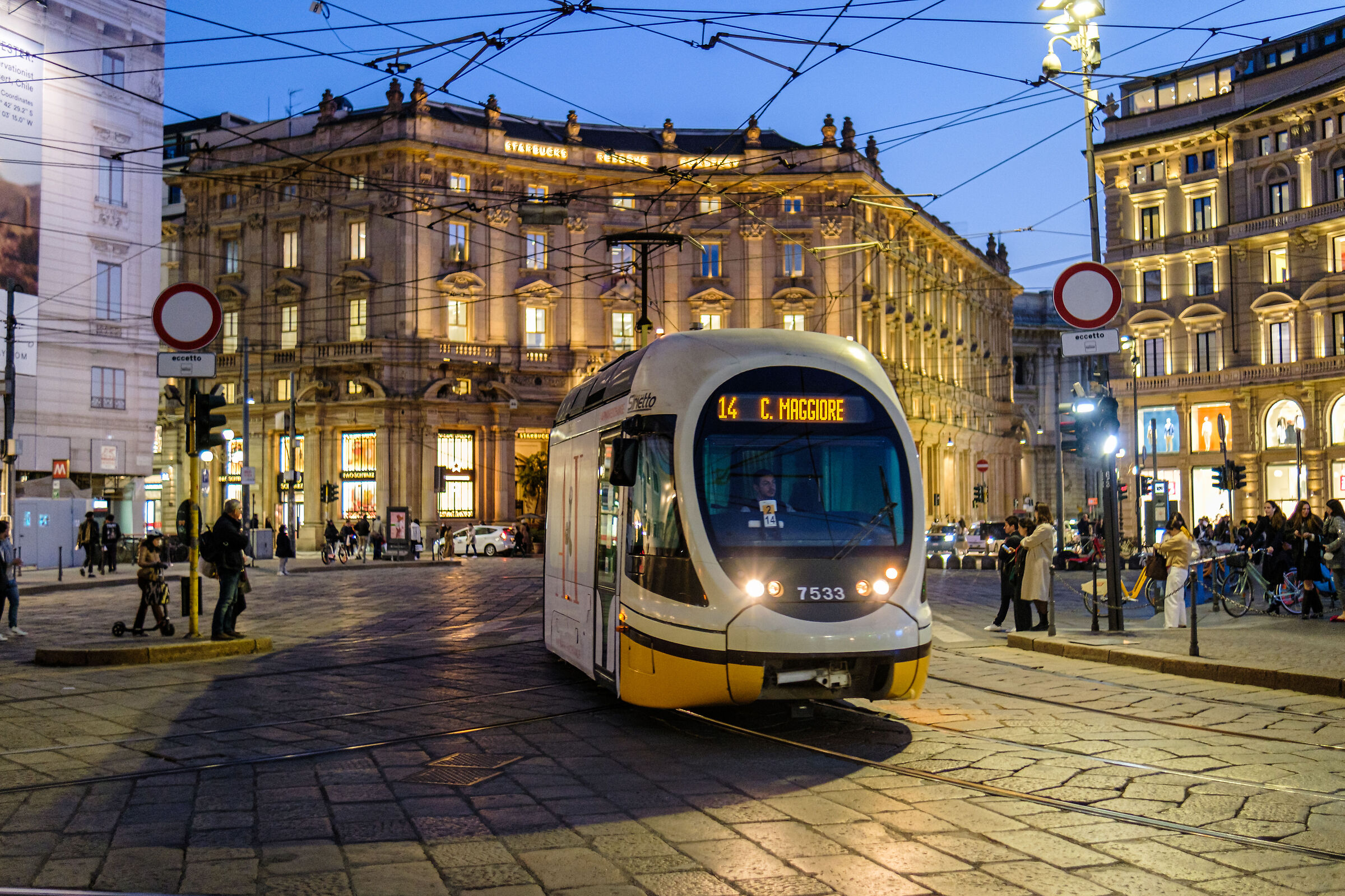 Cordusio Square . Milan