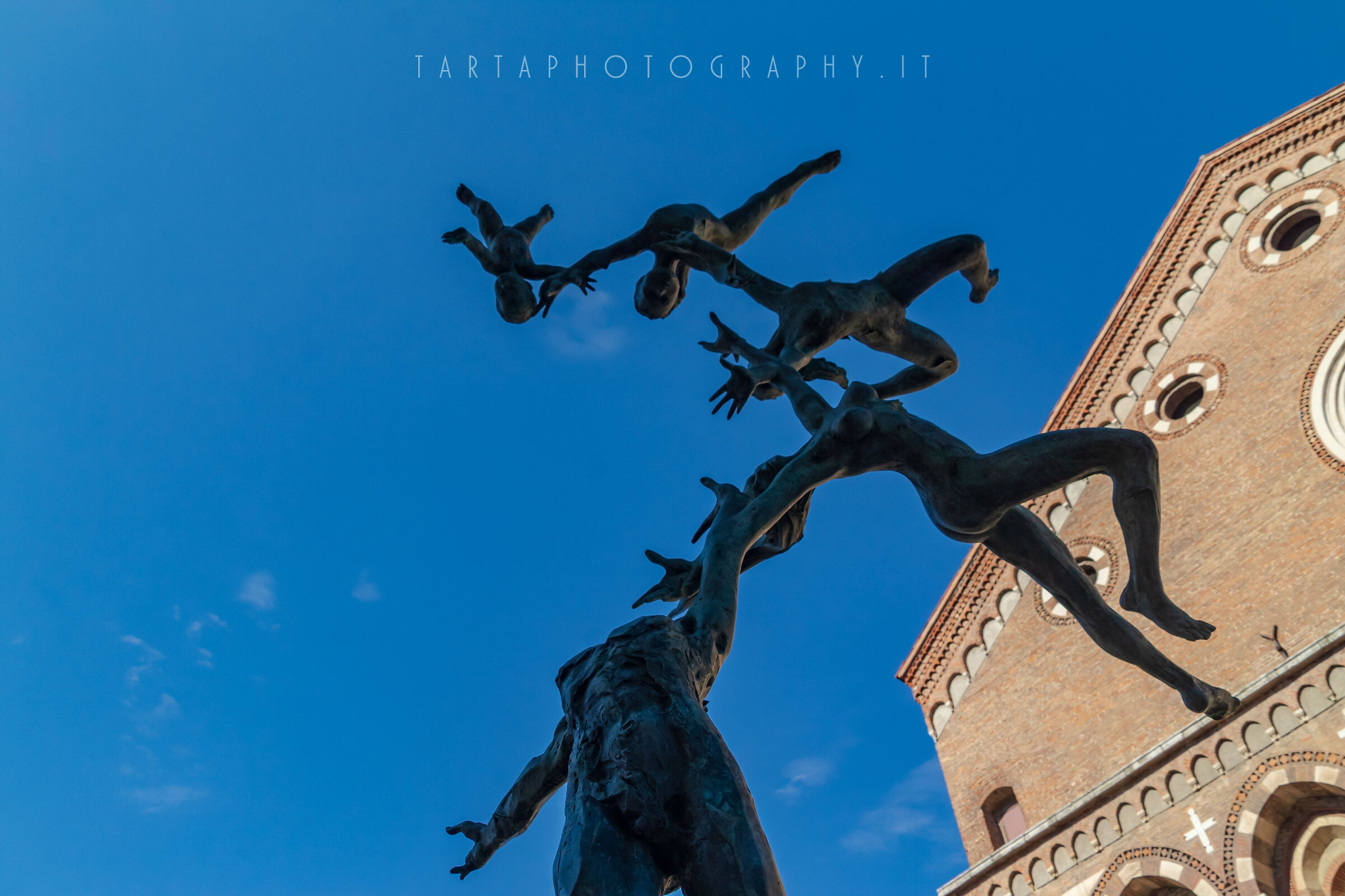 Sculpture by Andrea Roggi